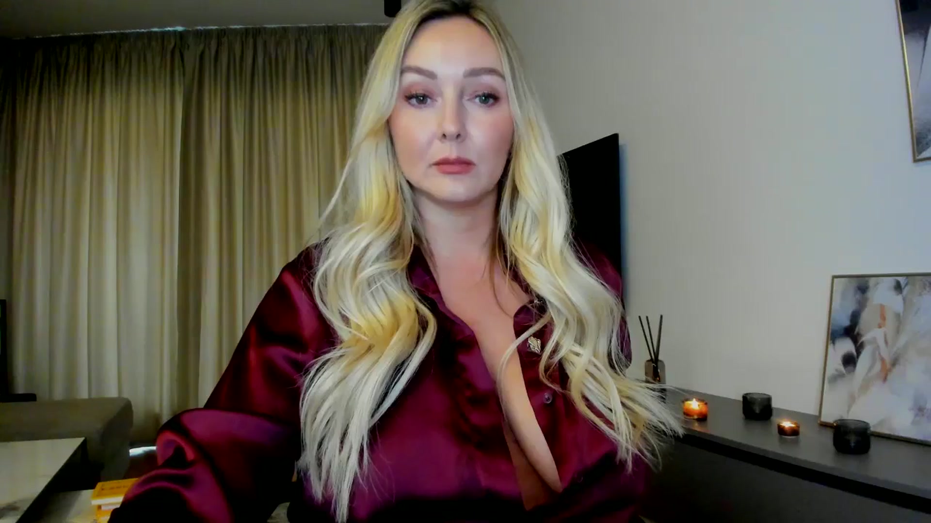 Gallery image thumbnail from Mi_Ha's myfreecams stream on, 07/31/2025, 13:43 image 11 of 20