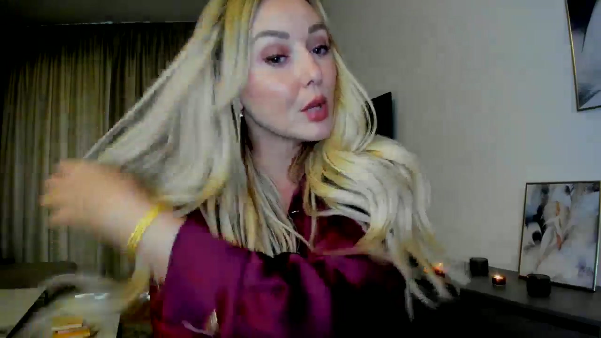 Gallery image thumbnail from Mi_Ha's myfreecams stream on, 07/31/2025, 13:43 image 20 of 20