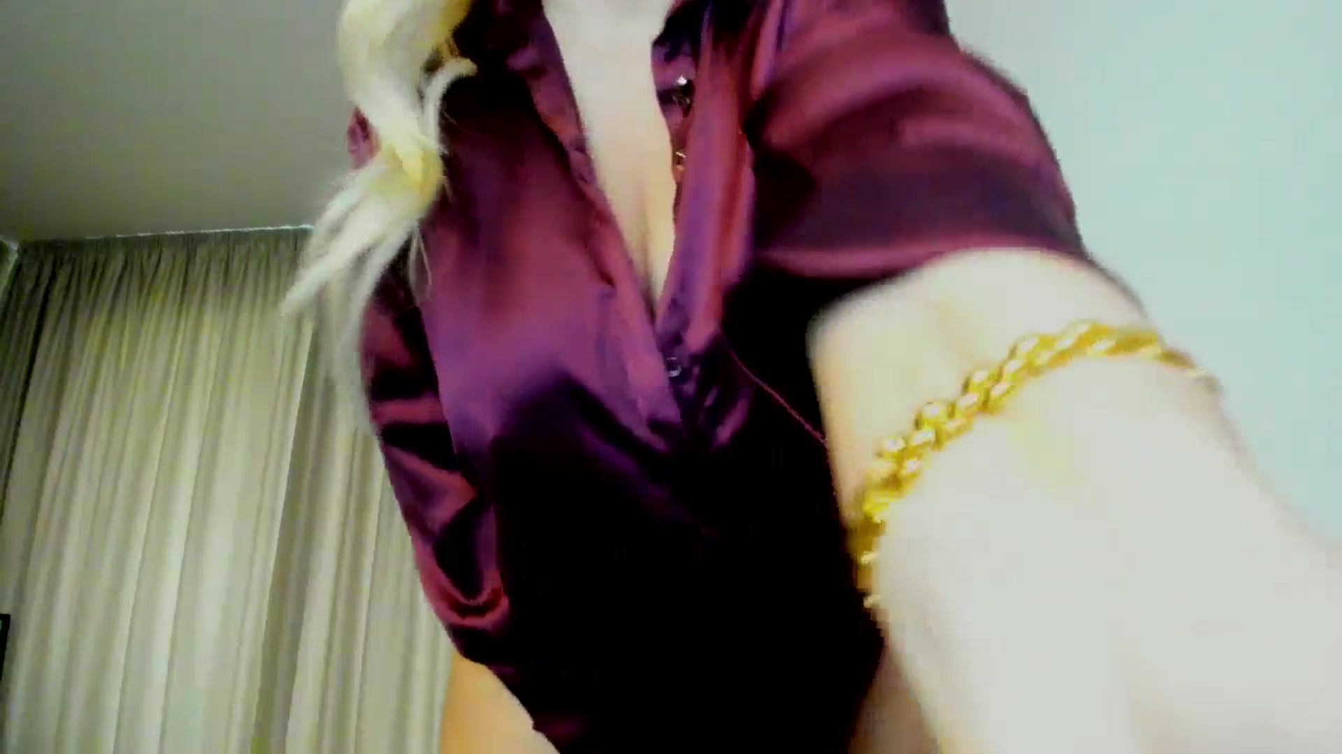 Gallery image thumbnail from Mi_Ha's myfreecams stream on, 07/31/2025, 13:43 image 13 of 20