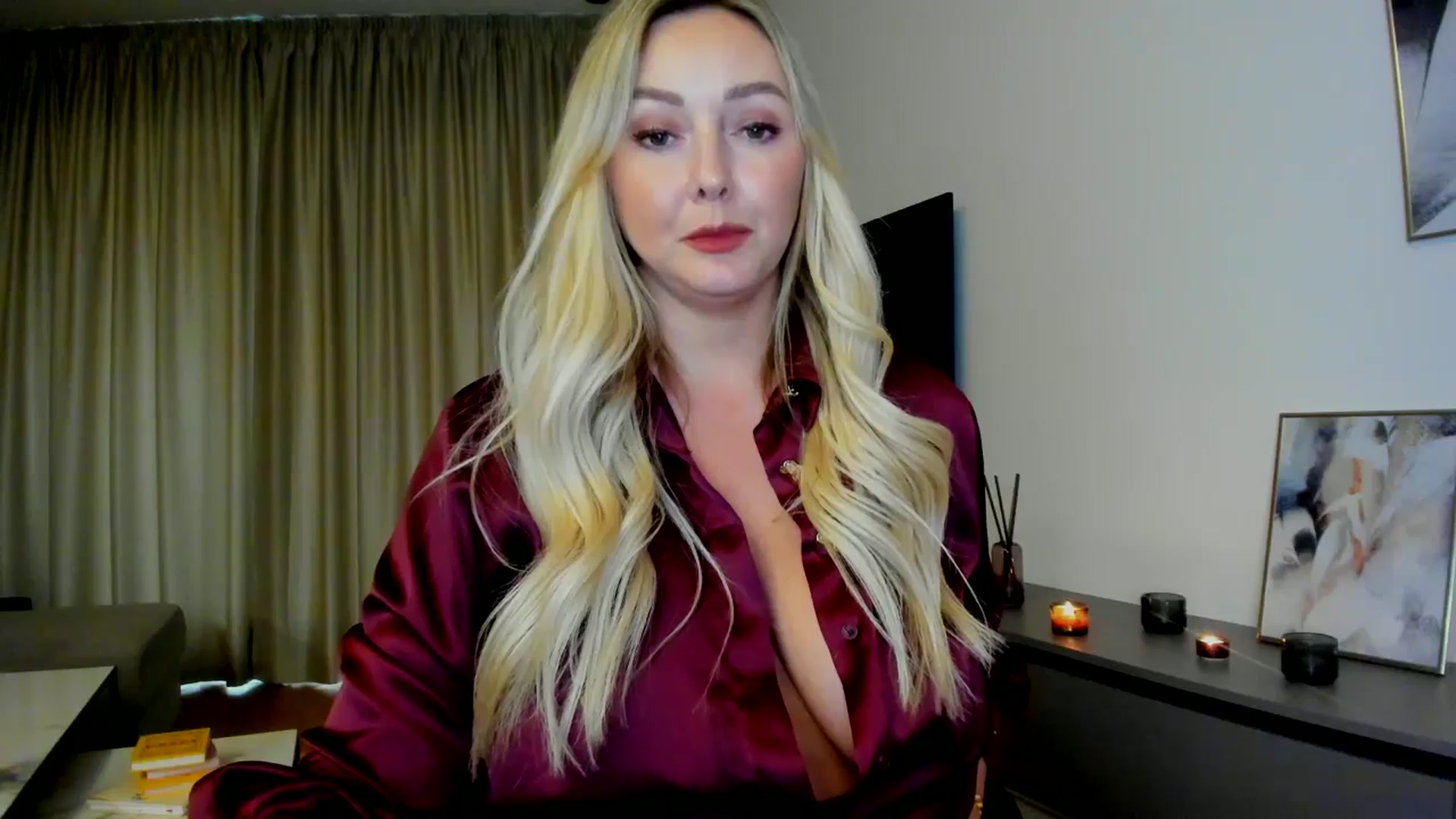 Gallery image thumbnail from Mi_Ha's myfreecams stream on, 07/31/2025, 15:28 image 3 of 20