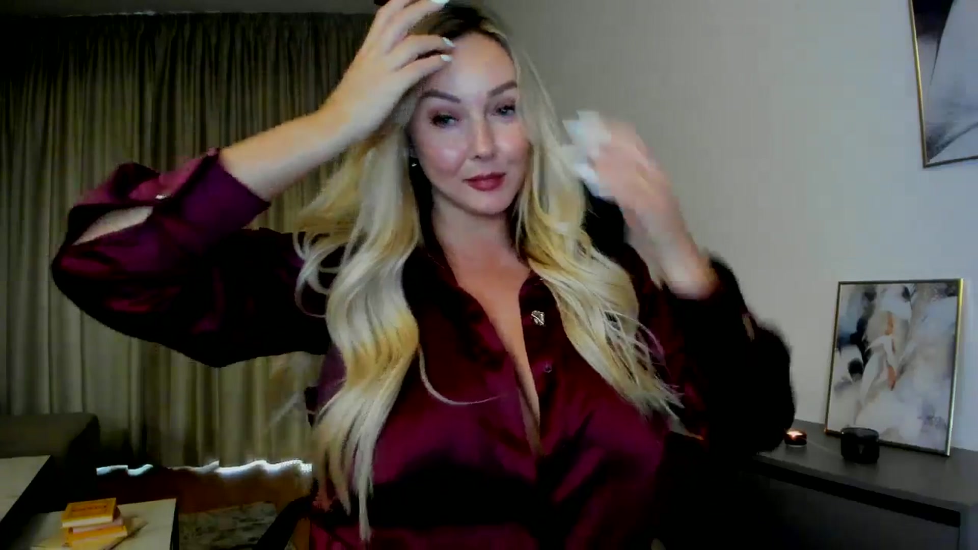 Gallery image thumbnail from Mi_Ha's myfreecams stream on, 07/31/2025, 15:28 image 15 of 20