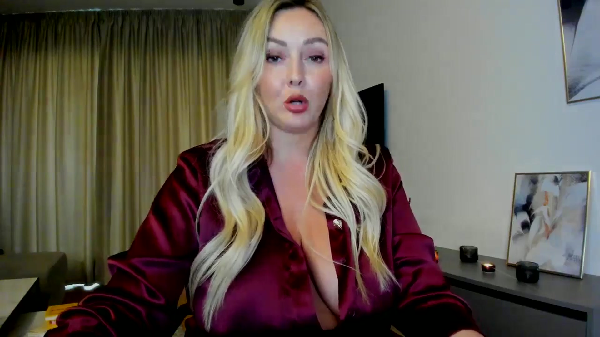 Gallery image thumbnail from Mi_Ha's myfreecams stream on, 07/31/2025, 15:28 image 11 of 20