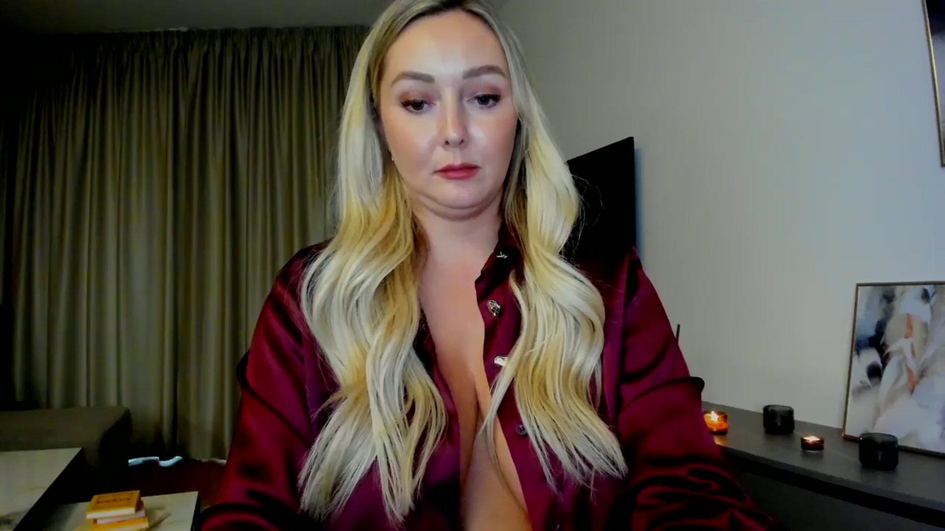 Gallery image thumbnail from Mi_Ha's myfreecams stream on, 07/31/2025, 15:59 image 9 of 20
