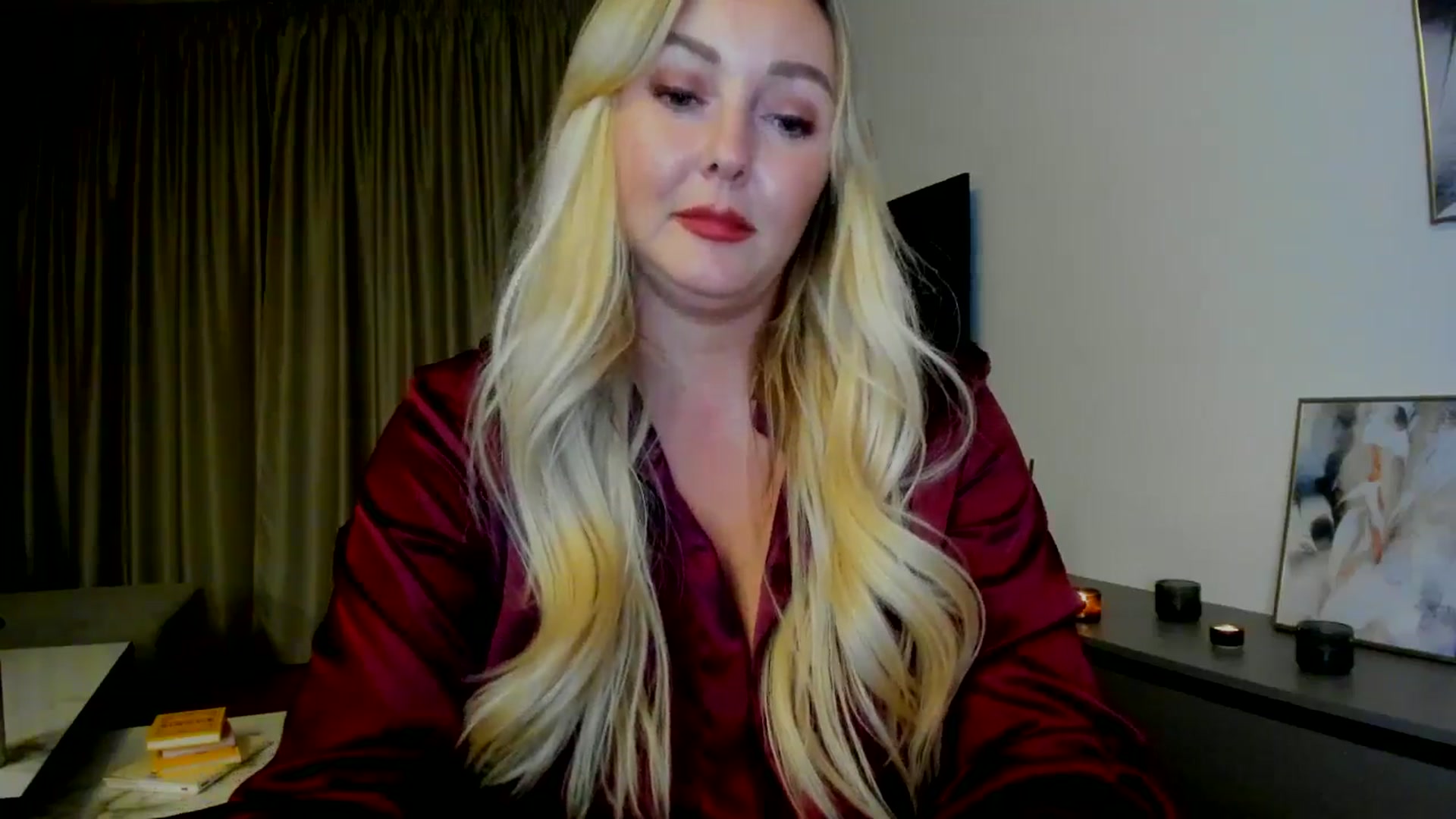 Gallery image thumbnail from Mi_Ha's myfreecams stream on, 07/31/2025, 21:21 image 3 of 20