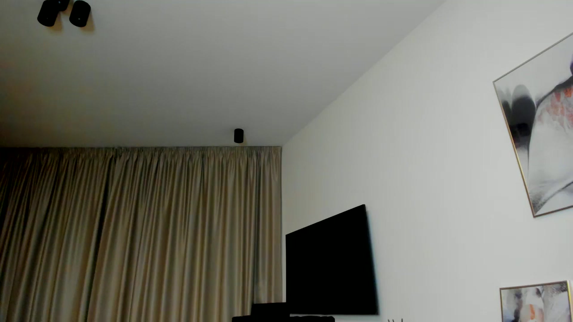 Gallery image thumbnail from Mi_Ha's myfreecams stream on, 08/01/2025, 14:34 image 11 of 20
