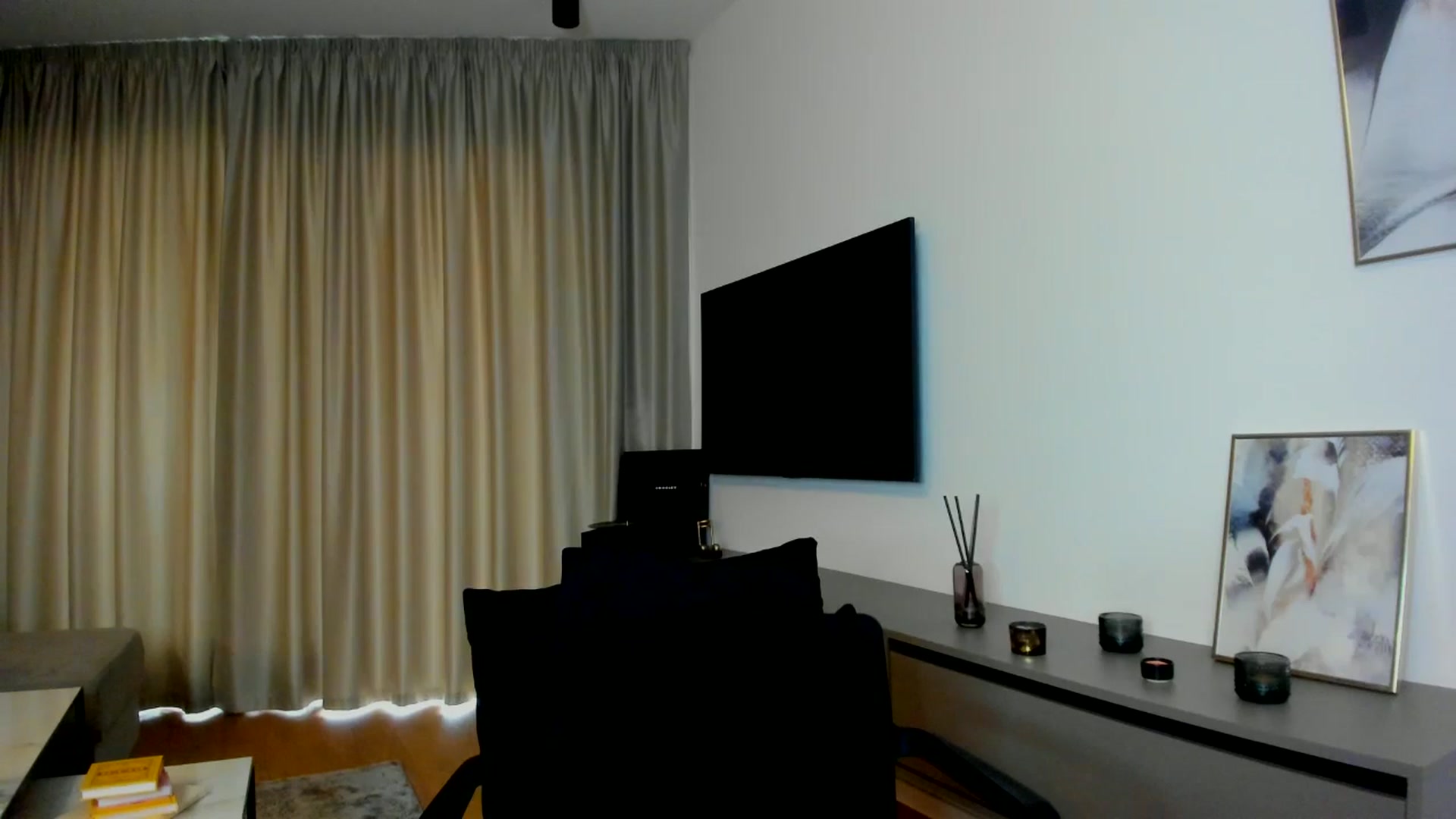 Gallery image thumbnail from Mi_Ha's myfreecams stream on, 08/01/2025, 14:34 image 19 of 20