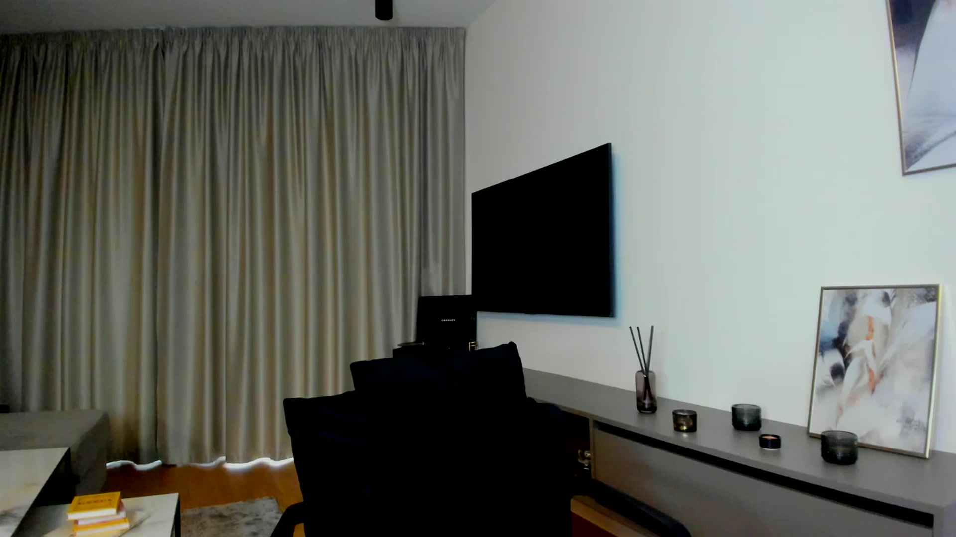 Gallery image thumbnail from Mi_Ha's myfreecams stream on, 08/01/2025, 14:34 image 7 of 20