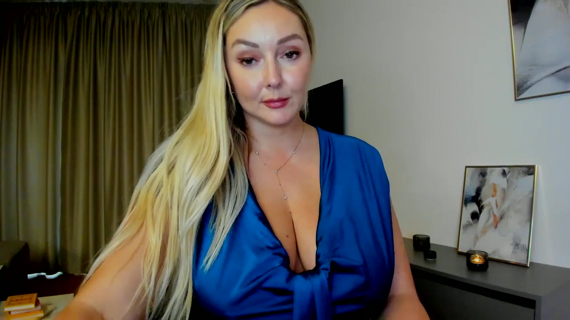 Gallery image thumbnail from Mi_Ha's myfreecams stream on, 08/02/2025, 15:58 image 17 of 20
