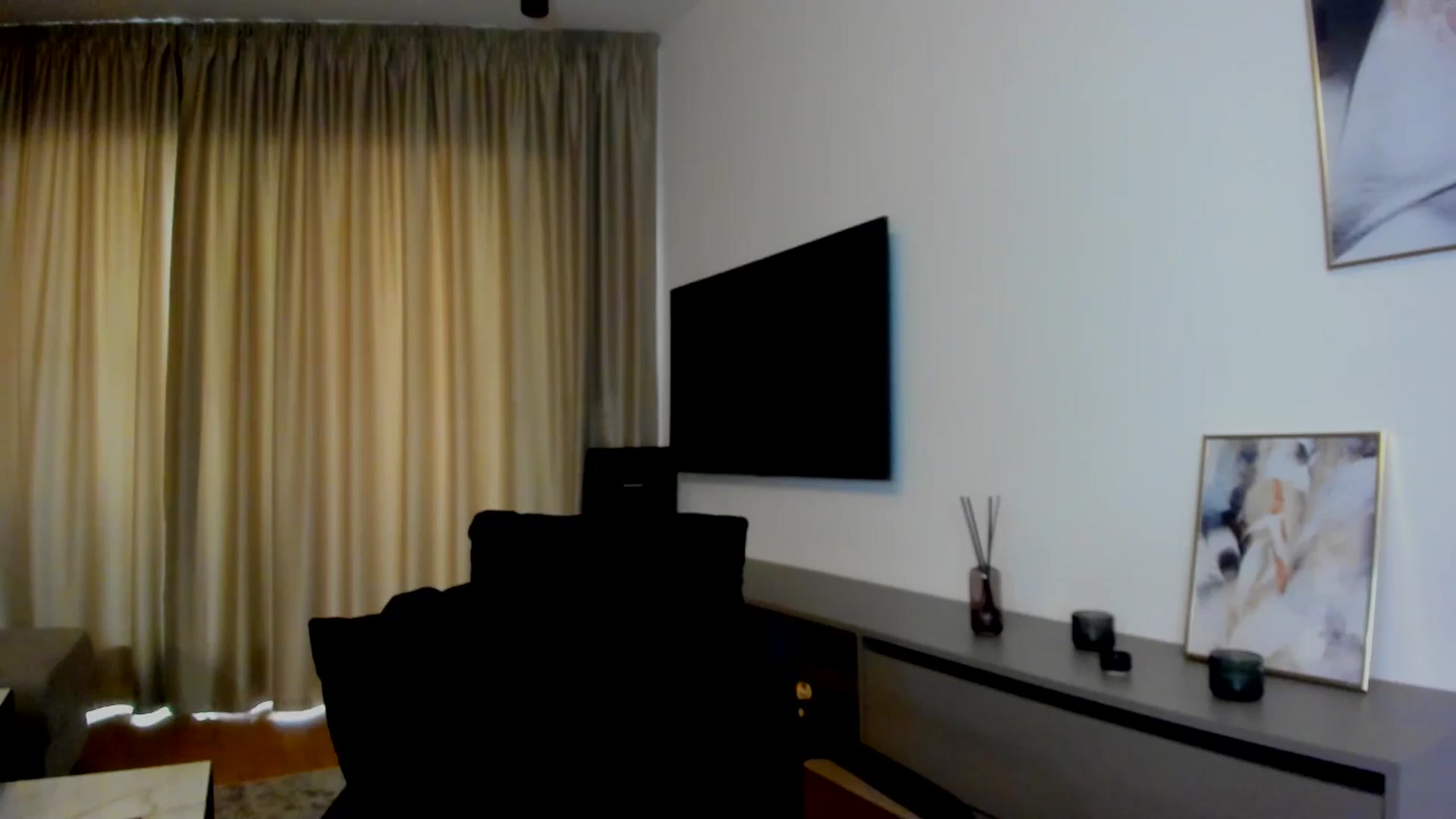 Gallery image thumbnail from Mi_Ha's myfreecams stream on, 08/04/2025, 15:39 image 17 of 20