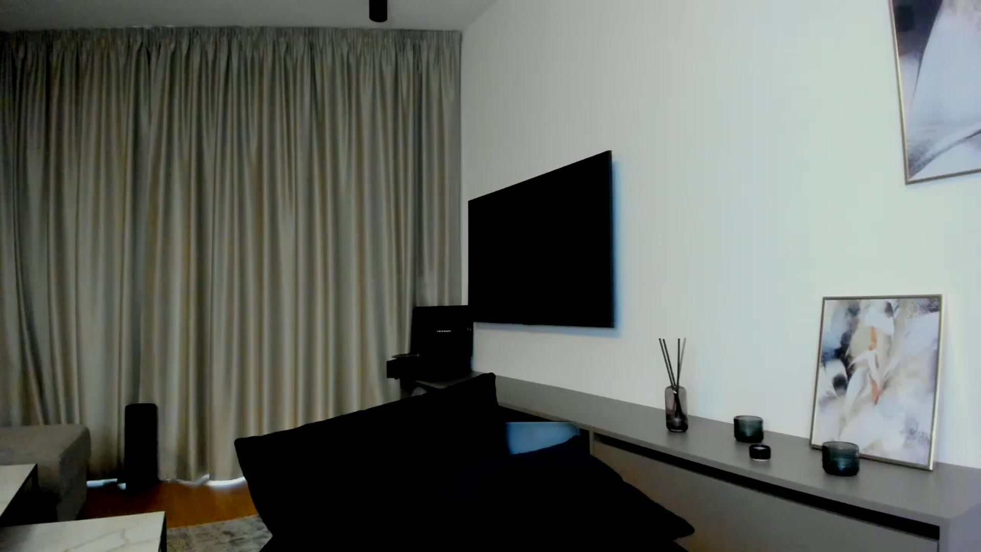 Gallery image thumbnail from Mi_Ha's myfreecams stream on, 08/05/2025, 15:27 image 14 of 20