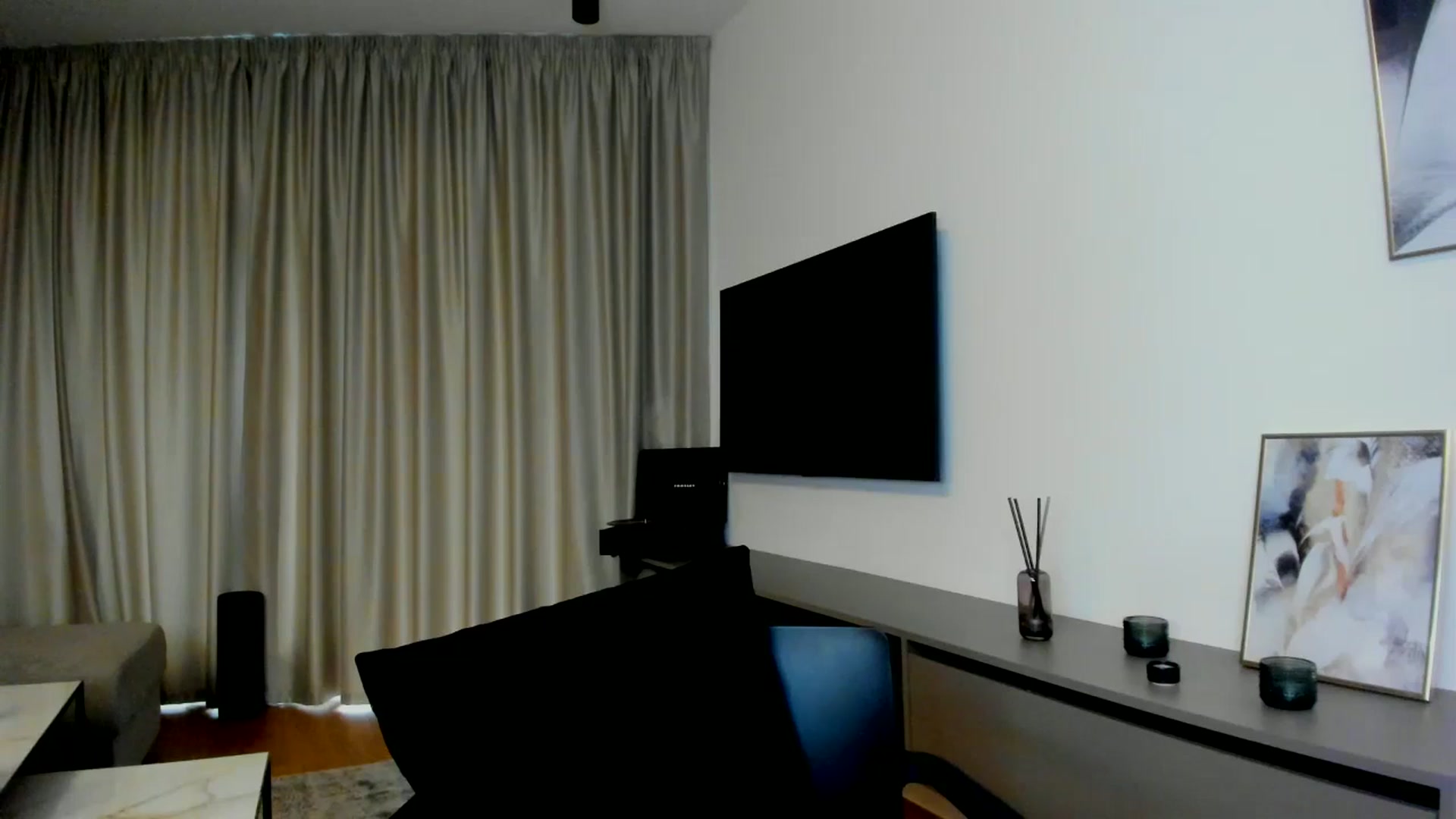 Gallery image thumbnail from Mi_Ha's myfreecams stream on, 08/05/2025, 15:27 image 2 of 20