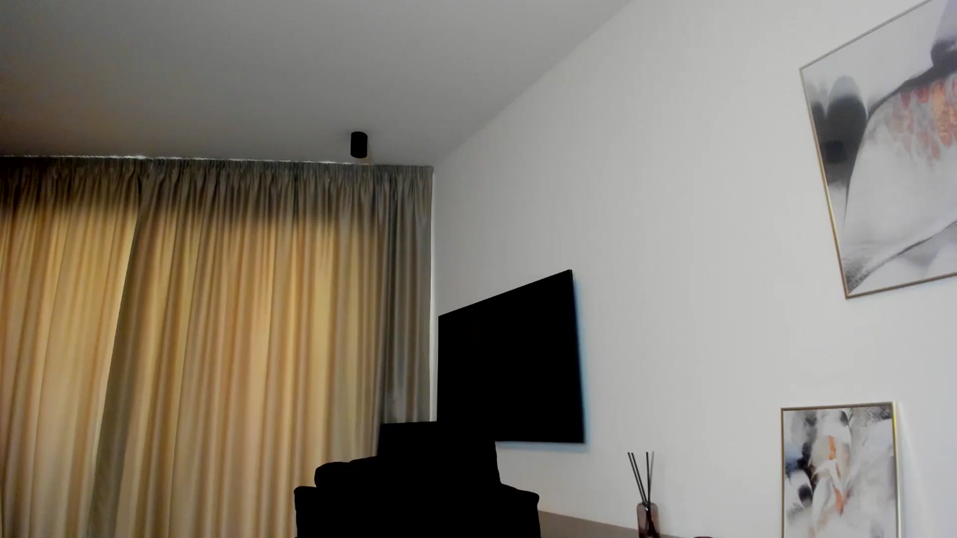 Gallery image thumbnail from Mi_Ha's myfreecams stream on, 08/07/2025, 14:14 image 18 of 20