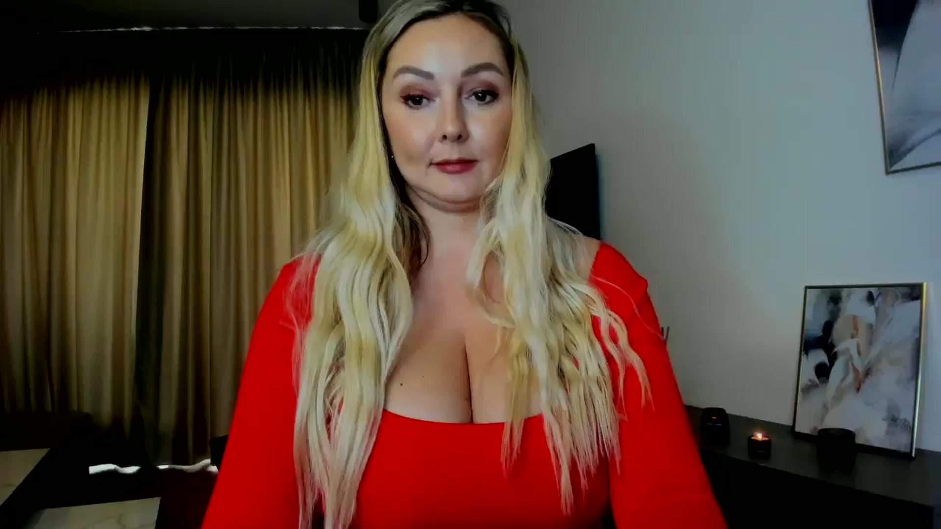 Gallery image thumbnail from Mi_Ha's myfreecams stream on, 08/07/2025, 14:14 image 7 of 20