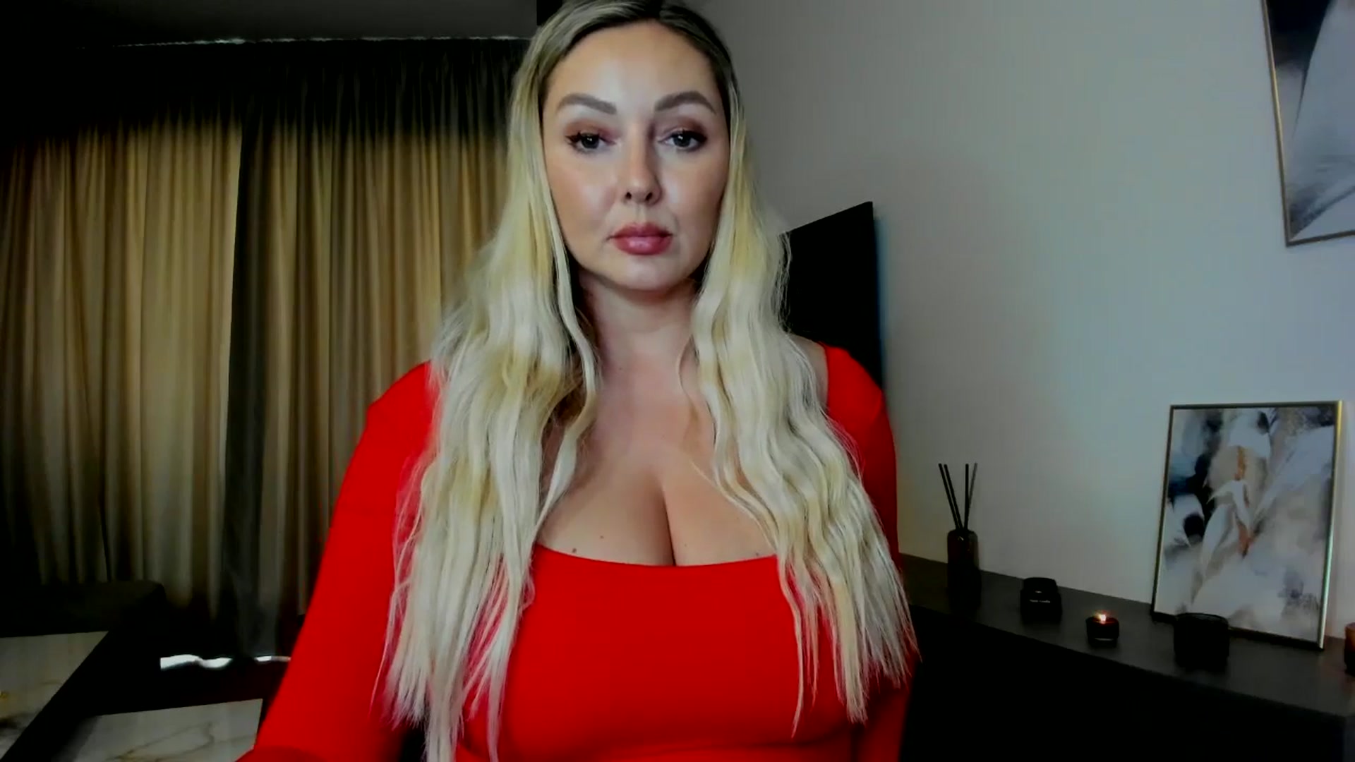 Gallery image thumbnail from Mi_Ha's myfreecams stream on, 08/07/2025, 15:06 image 5 of 20
