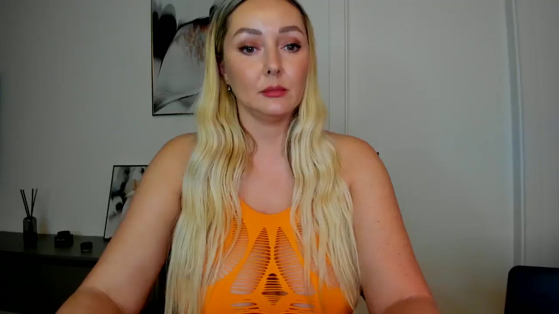 Gallery image thumbnail from Mi_Ha's myfreecams stream on, 08/08/2025, 14:57 image 18 of 20