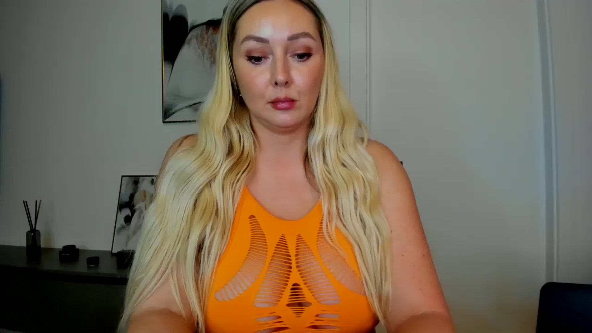 Gallery image thumbnail from Mi_Ha's myfreecams stream on, 08/08/2025, 14:57 image 16 of 20