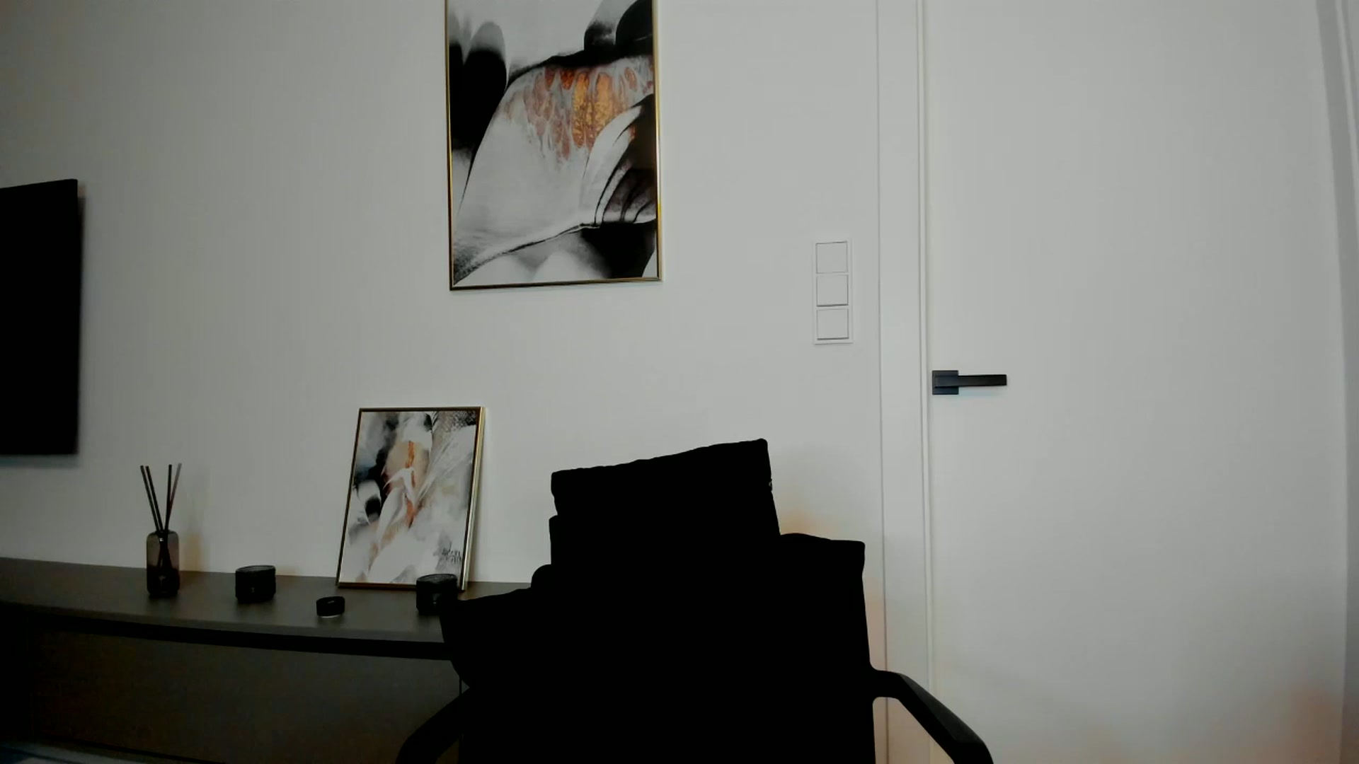 Gallery image thumbnail from Mi_Ha's myfreecams stream on, 08/09/2025, 16:02 image 1 of 20