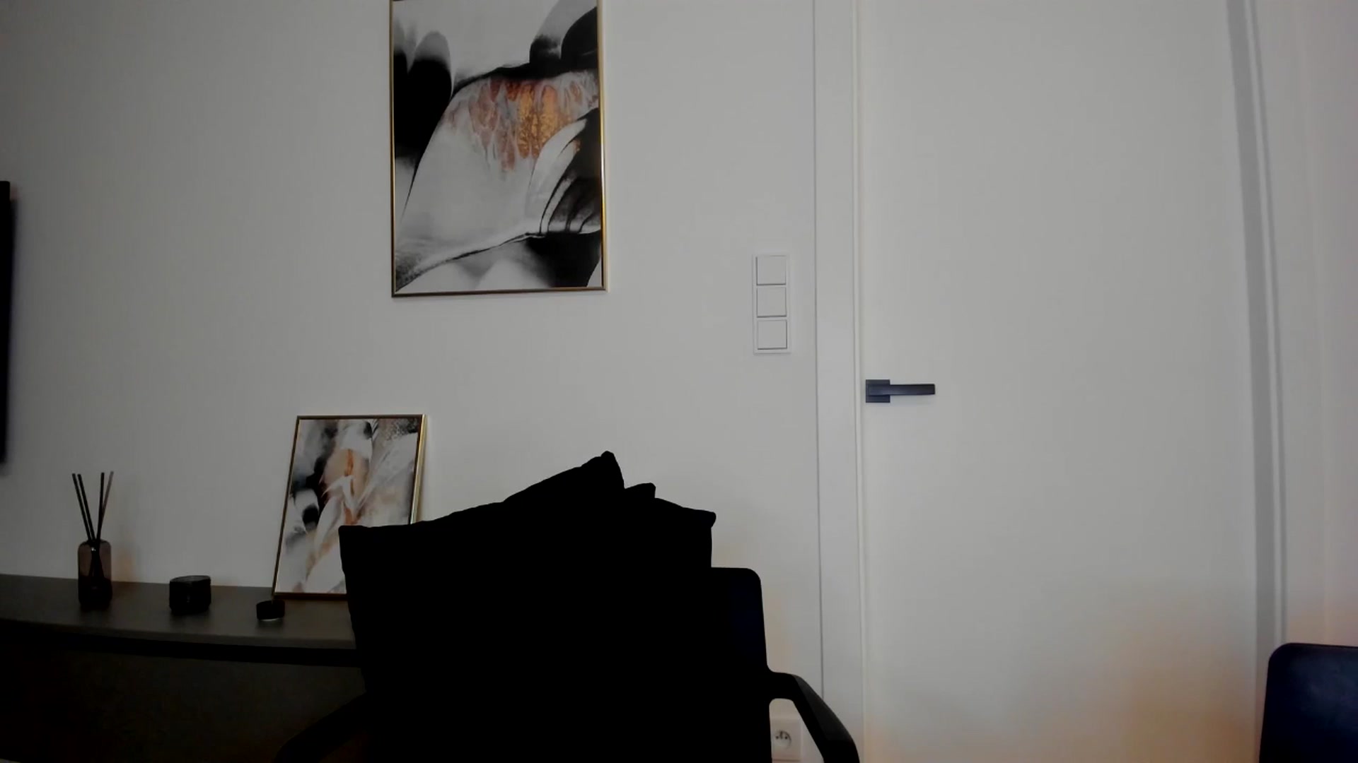 Gallery image thumbnail from Mi_Ha's myfreecams stream on, 08/12/2025, 16:41 image 14 of 20