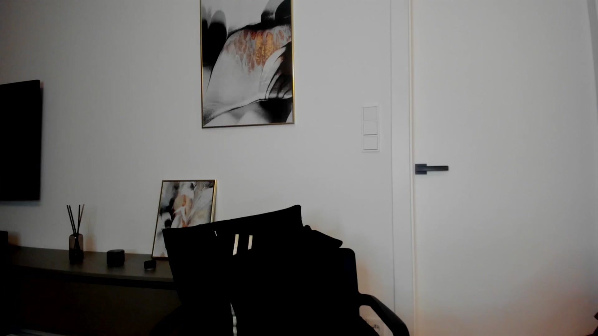 Gallery image thumbnail from Mi_Ha's myfreecams stream on, 08/13/2025, 15:06 image 1 of 20