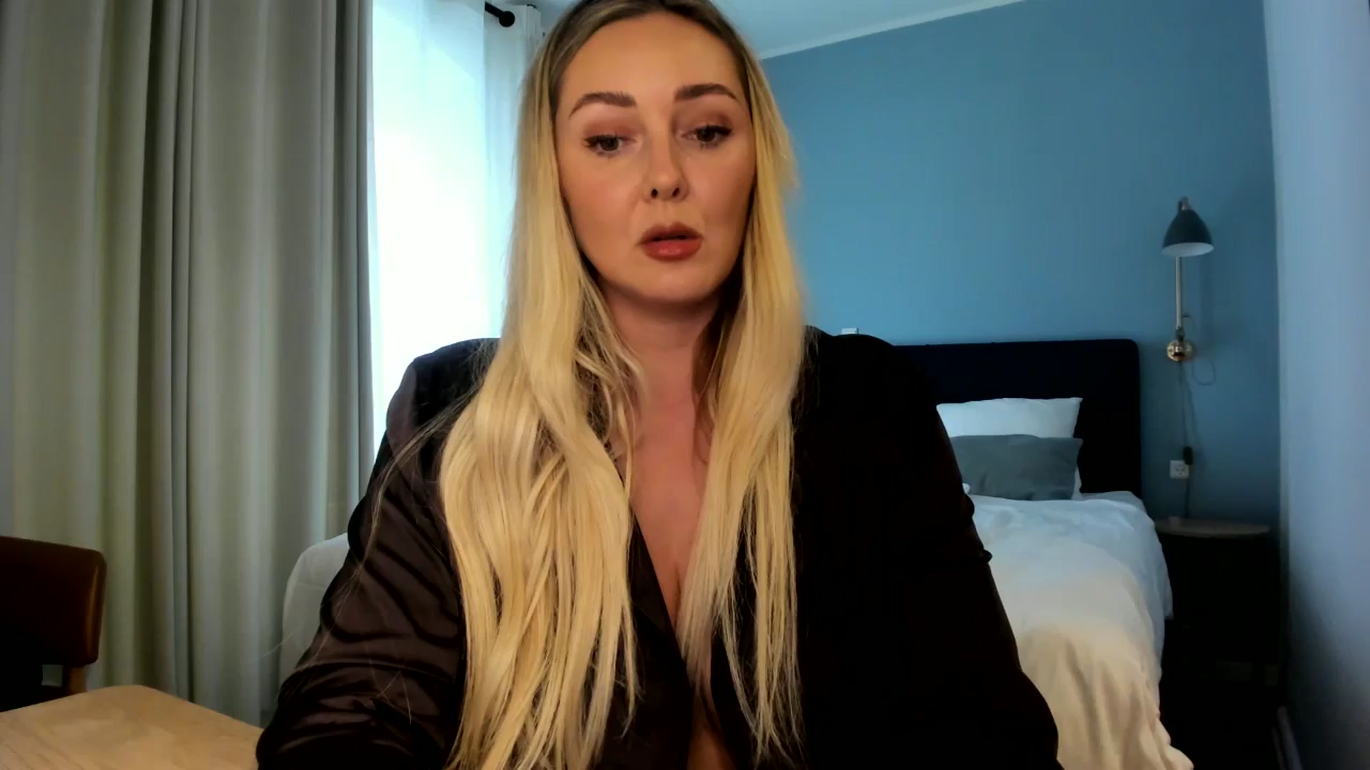 Gallery image thumbnail from Mi_Ha's myfreecams stream on, 08/18/2025, 13:01 image 1 of 20