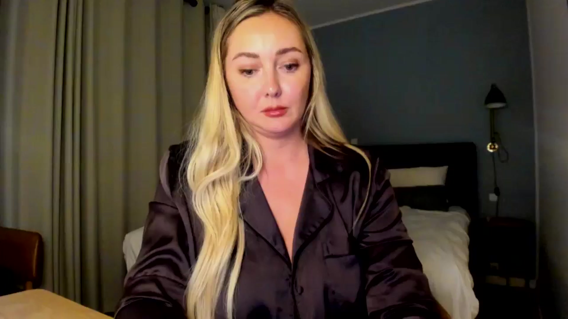 Gallery image thumbnail from Mi_Ha's myfreecams stream on, 08/18/2025, 21:26 image 3 of 20