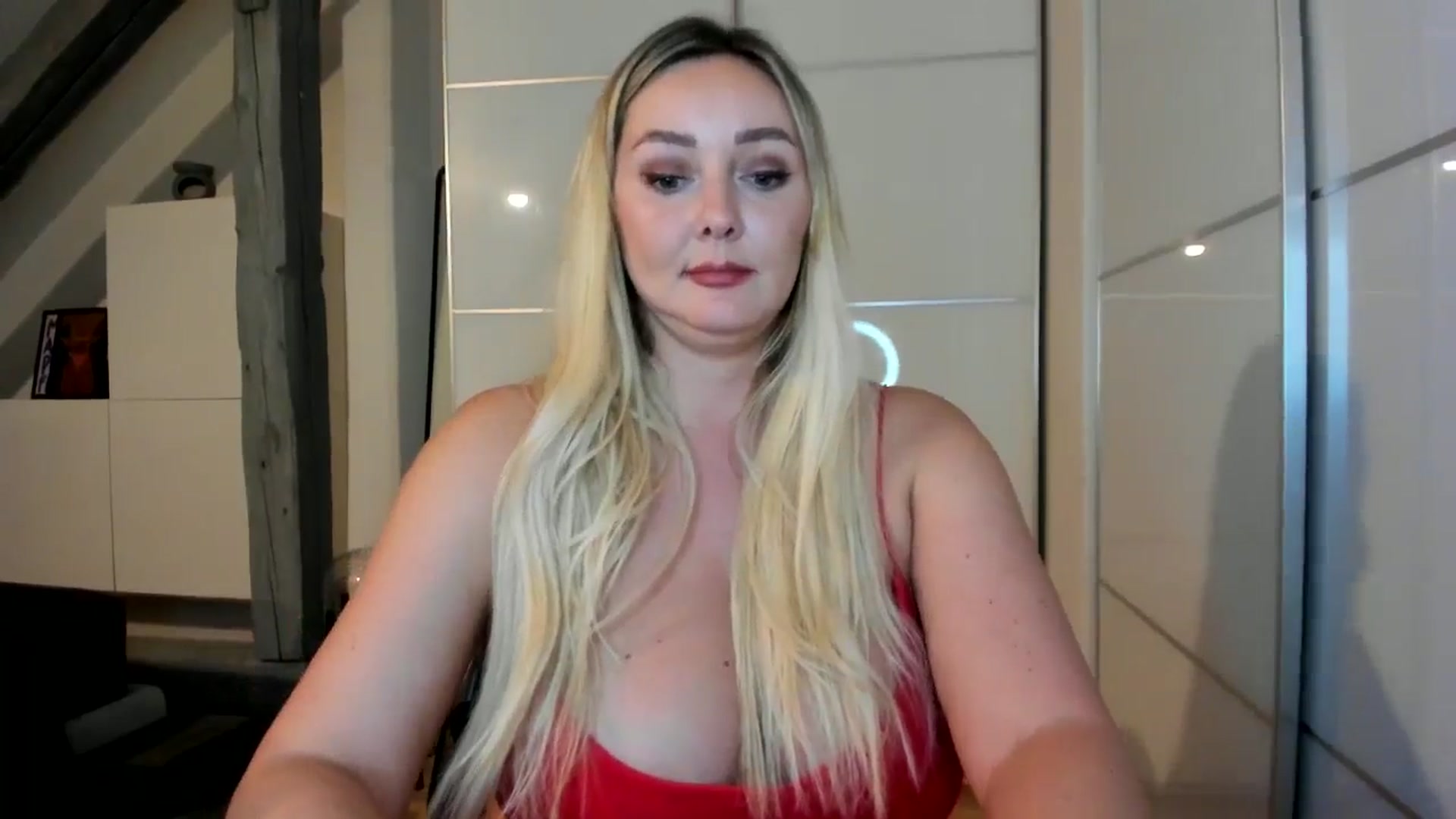 Gallery image thumbnail from Mi_Ha's myfreecams stream on, 08/31/2025, 22:37 image 10 of 20