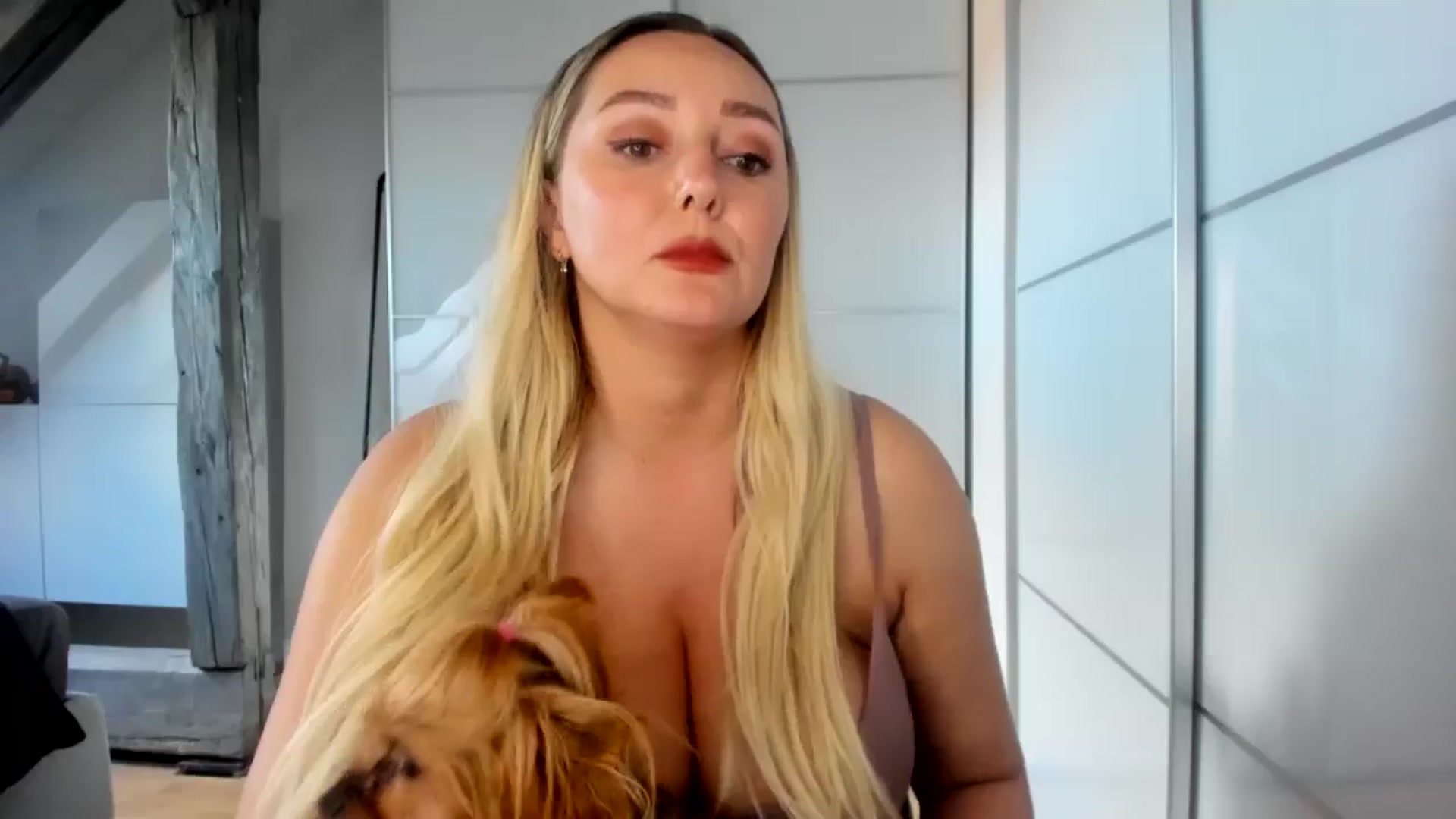 Gallery image thumbnail from Mi_Ha's myfreecams stream on, 09/11/2025, 17:01 image 15 of 20