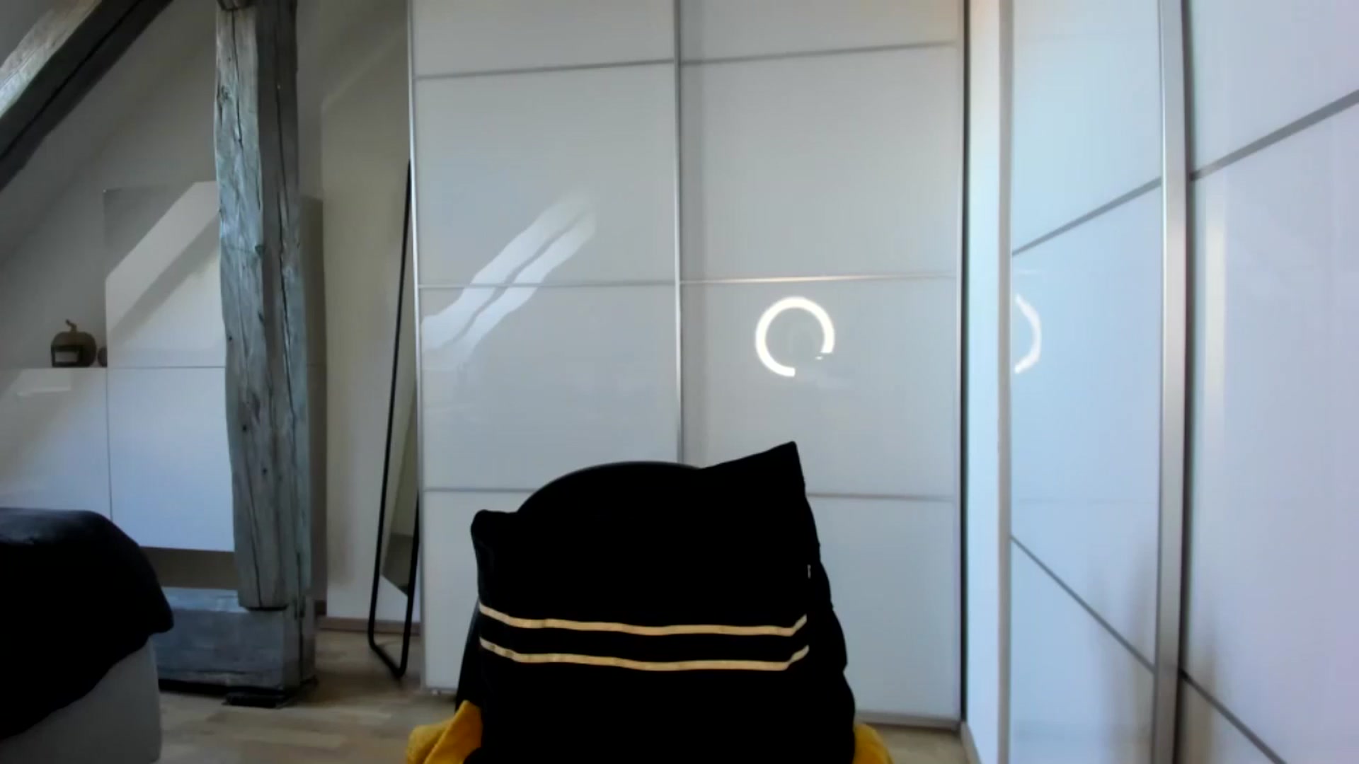 Gallery image thumbnail from Mi_Ha's myfreecams stream on, 09/18/2025, 14:35 image 6 of 20