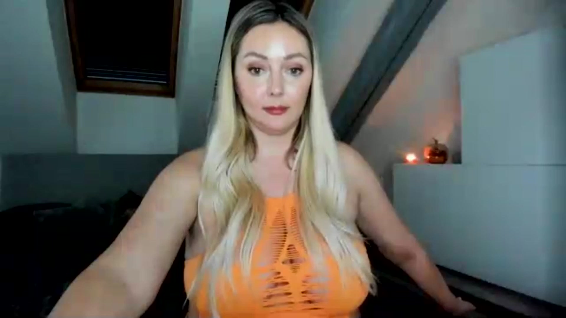 Gallery image thumbnail from Mi_Ha's myfreecams stream on, 09/24/2025, 16:08 image 12 of 20