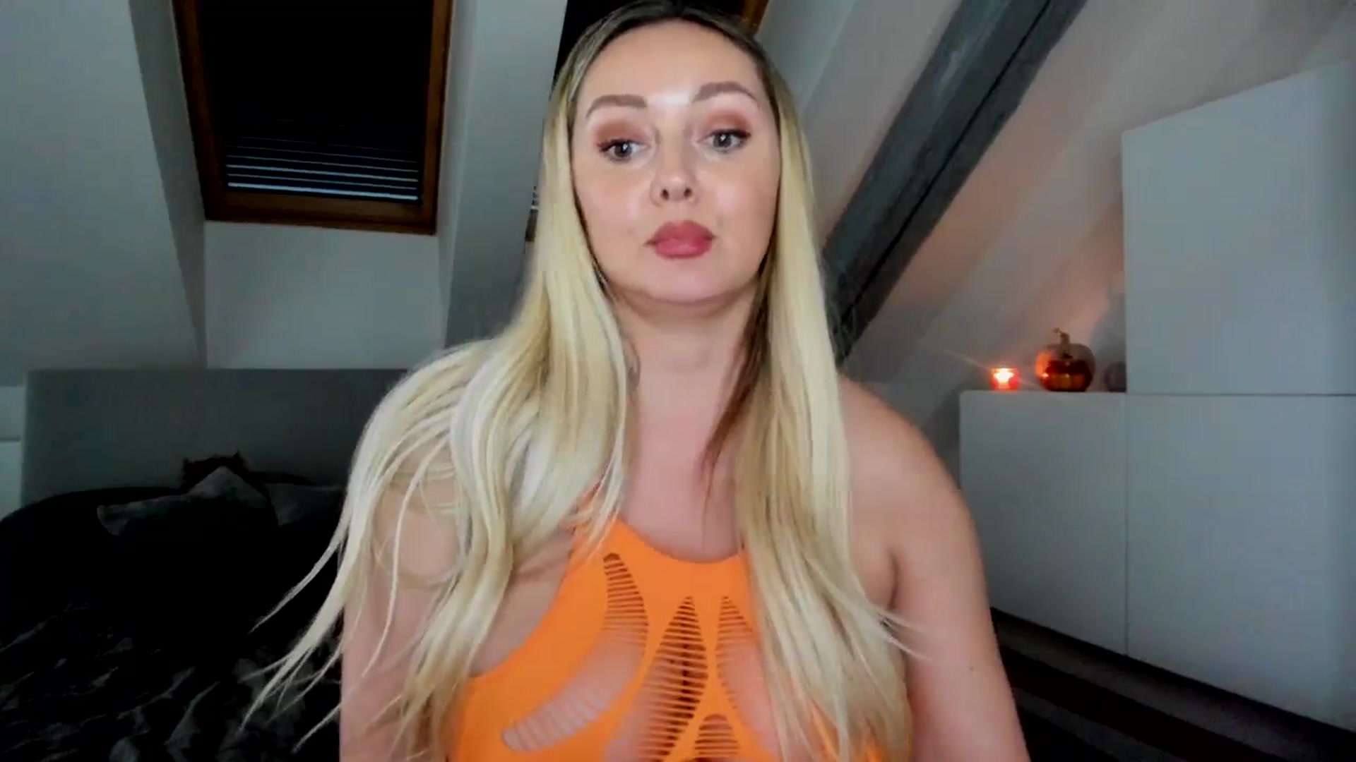 Gallery image thumbnail from Mi_Ha's myfreecams stream on, 09/24/2025, 16:08 image 3 of 20