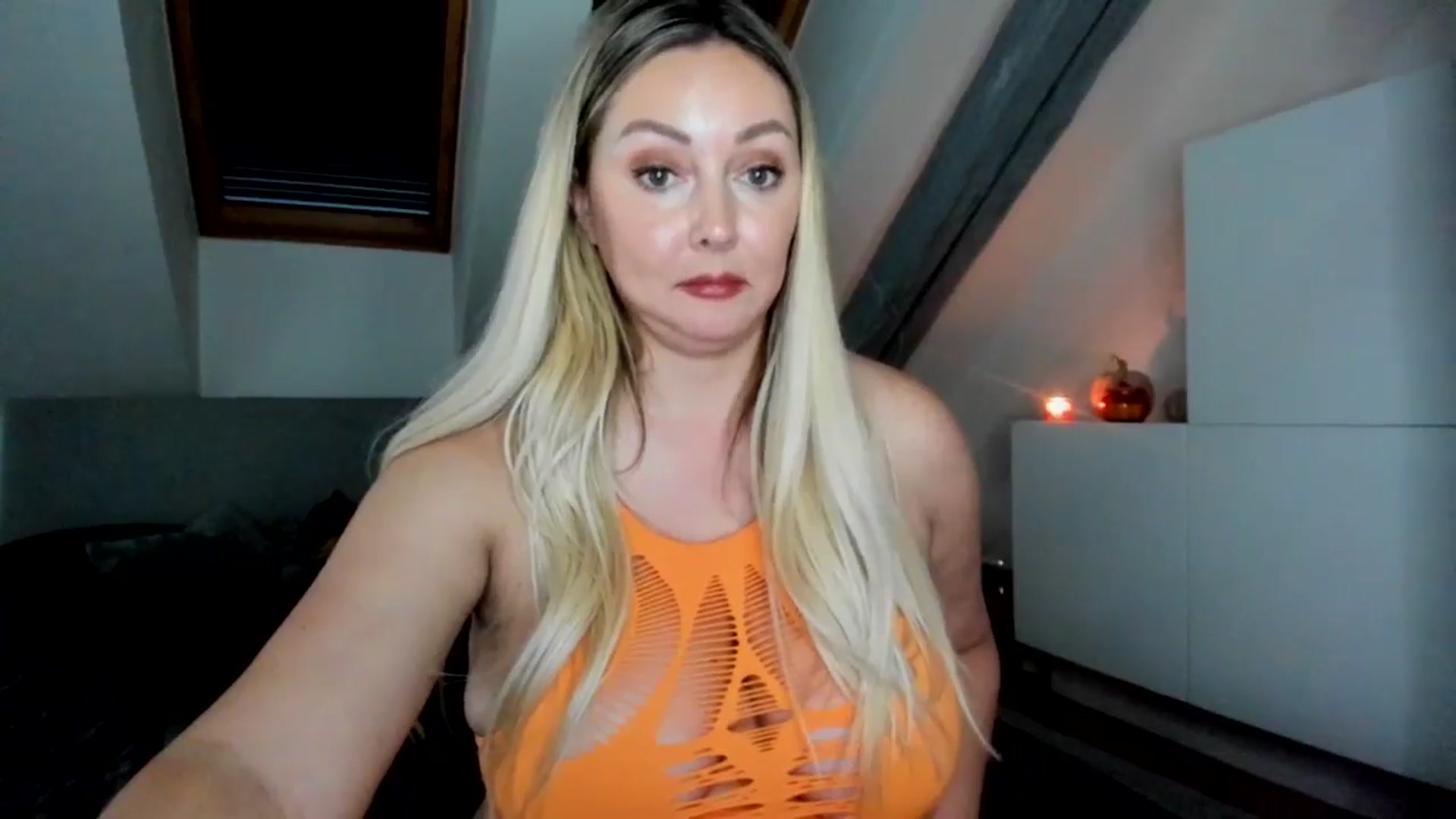 Gallery image thumbnail from Mi_Ha's myfreecams stream on, 09/24/2025, 16:08 image 11 of 20