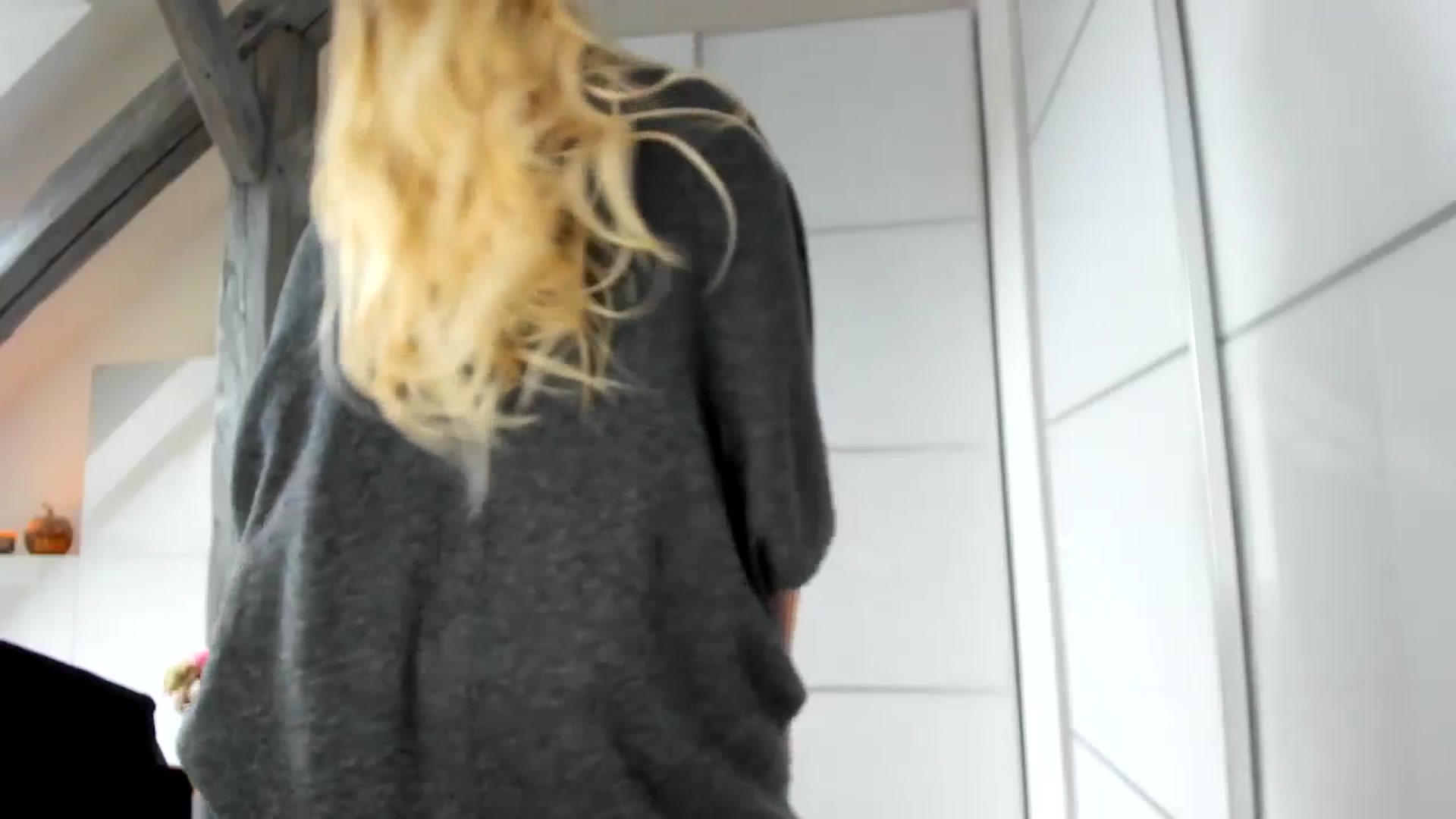 Gallery image thumbnail from Mi_Ha's myfreecams stream on, 09/29/2025, 13:52 image 7 of 20