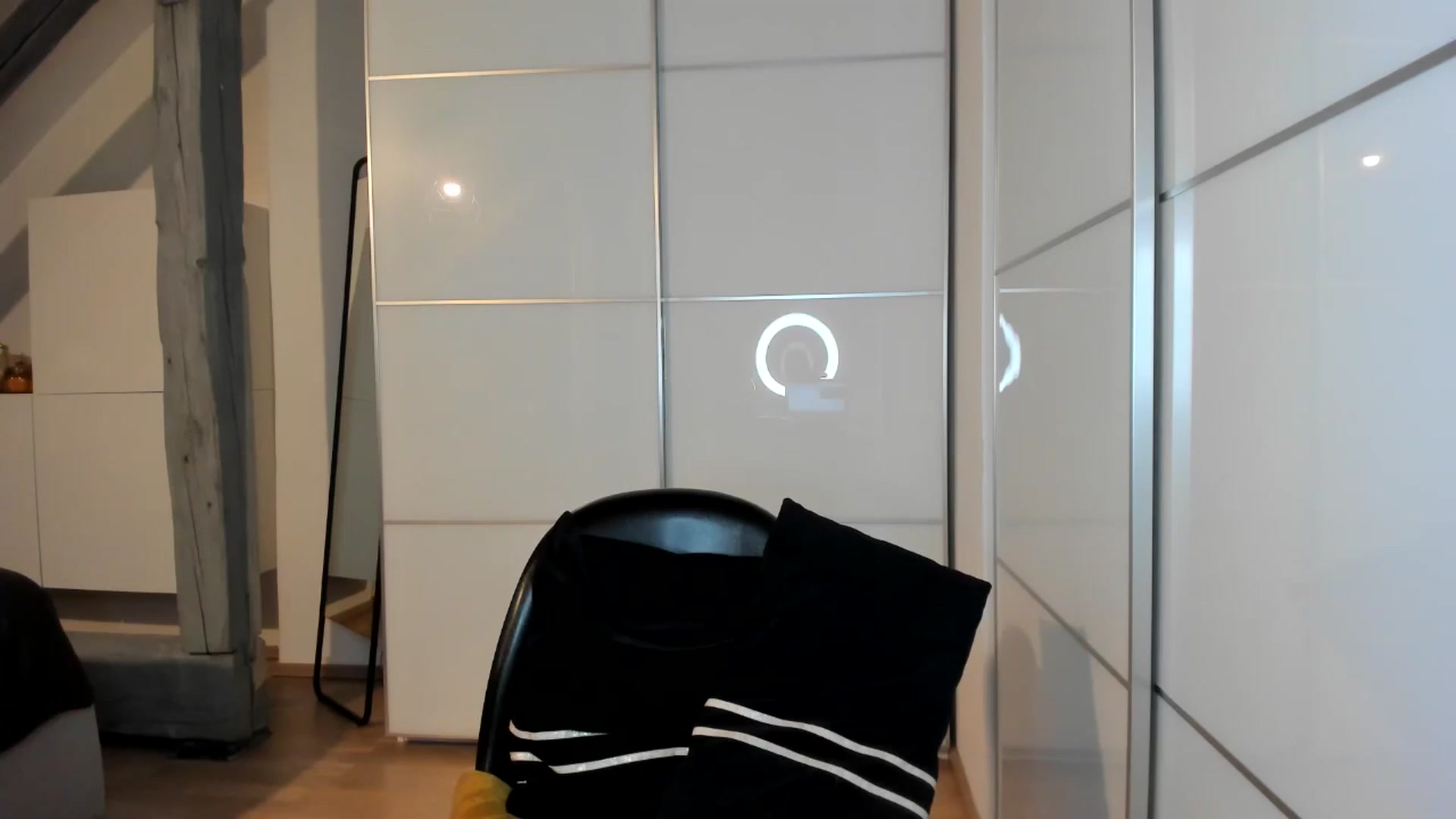 Gallery image thumbnail from Mi_Ha's myfreecams stream on, 10/09/2025, 16:42 image 8 of 20