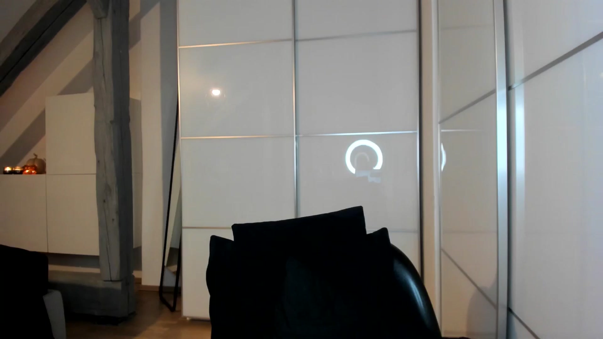 Gallery image thumbnail from Mi_Ha's myfreecams stream on, 10/17/2025, 17:19 image 4 of 20