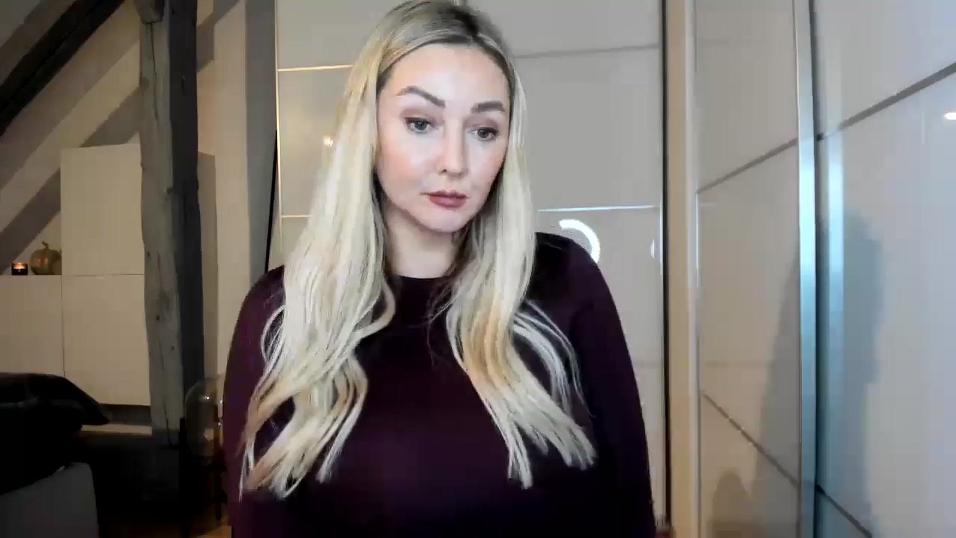 Gallery image thumbnail from Mi_Ha's myfreecams stream on, 10/22/2025, 16:22 image 18 of 20