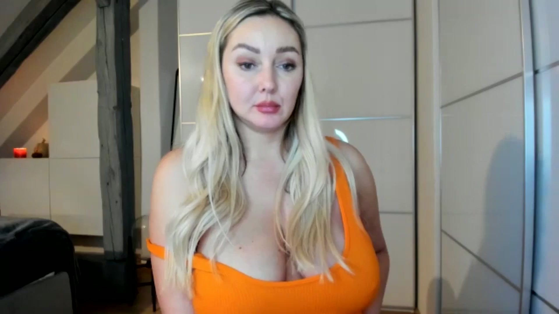 Gallery image thumbnail from Mi_Ha's myfreecams stream on, 10/26/2025, 21:27 image 20 of 20