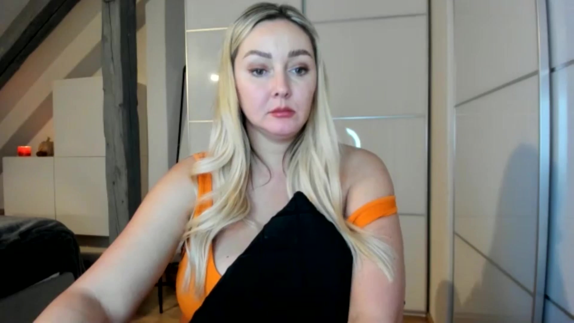 Gallery image thumbnail from Mi_Ha's myfreecams stream on, 10/26/2025, 22:22 image 20 of 20