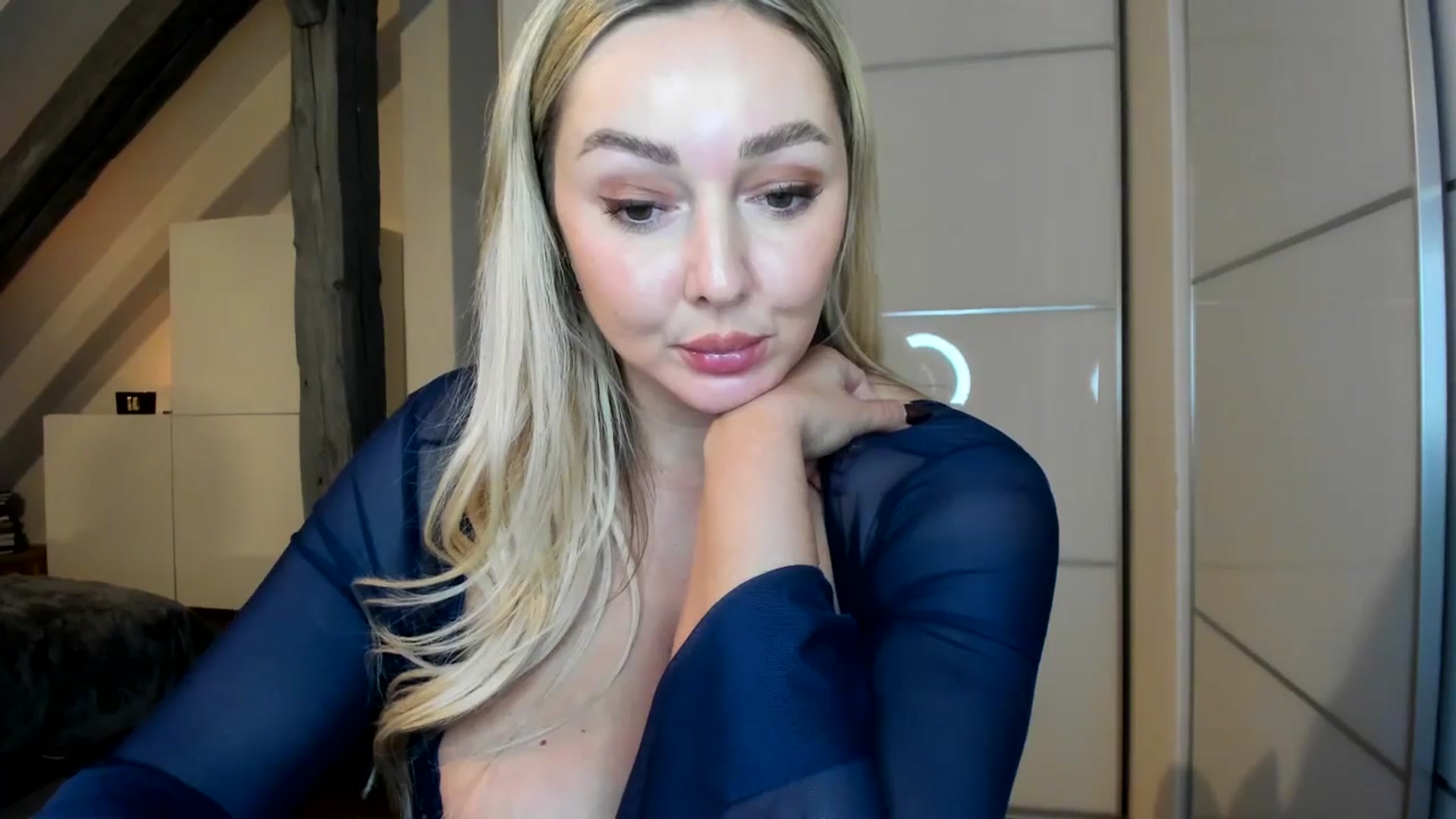 Gallery image thumbnail from Mi_Ha's myfreecams stream on, 11/01/2025, 16:46 image 17 of 20