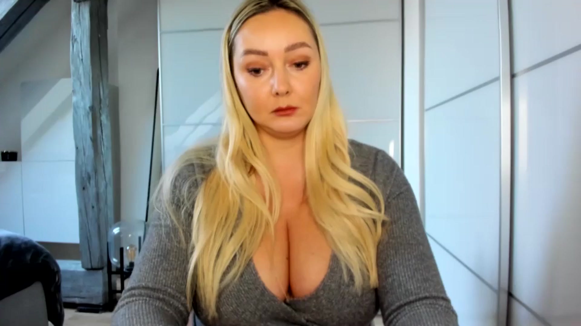 Gallery image thumbnail from Mi_Ha's myfreecams stream on, 11/12/2025, 14:42 image 1 of 20