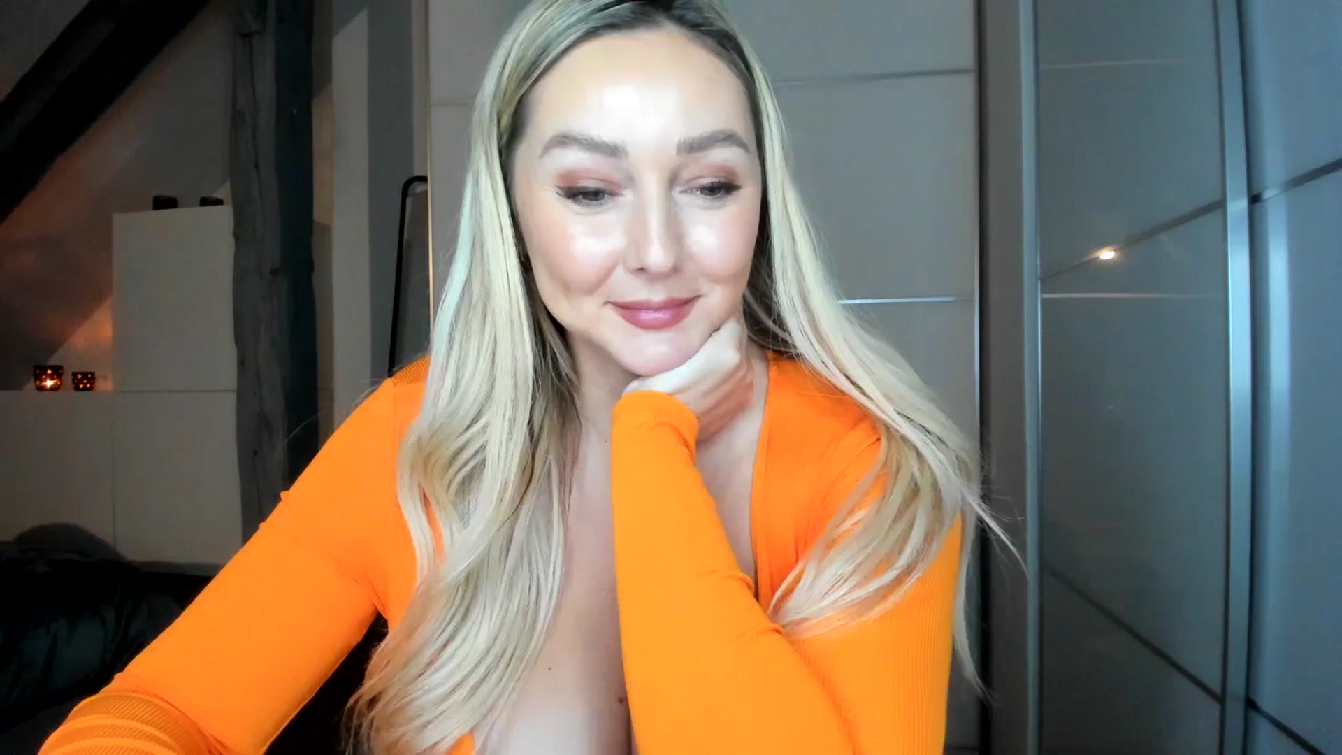 Gallery image thumbnail from Mi_Ha's myfreecams stream on, 11/29/2025, 16:52 image 13 of 20