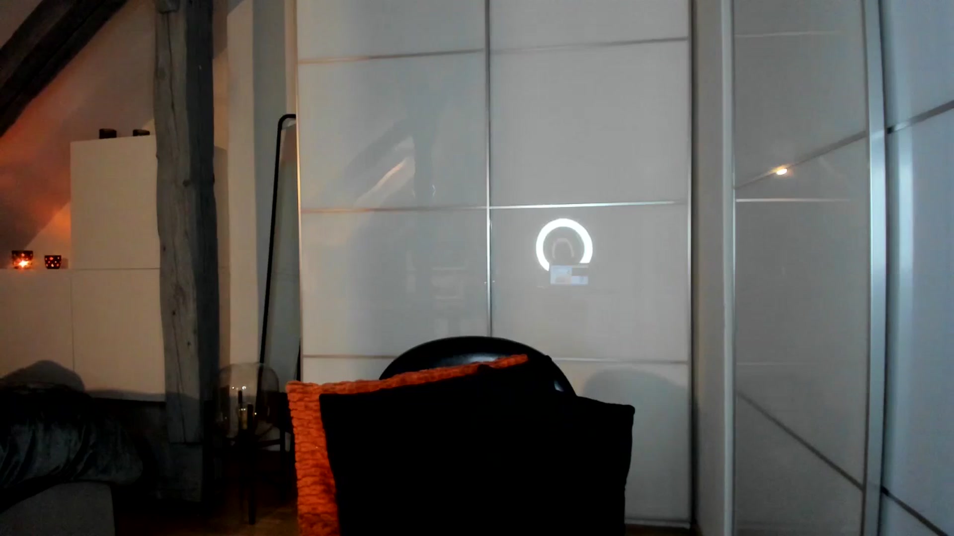 Gallery image thumbnail from Mi_Ha's myfreecams stream on, 11/30/2025, 16:31 image 15 of 20