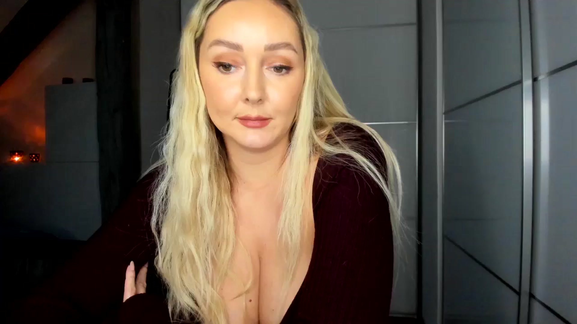 Gallery image thumbnail from Mi_Ha's myfreecams stream on, 11/30/2025, 16:31 image 9 of 20