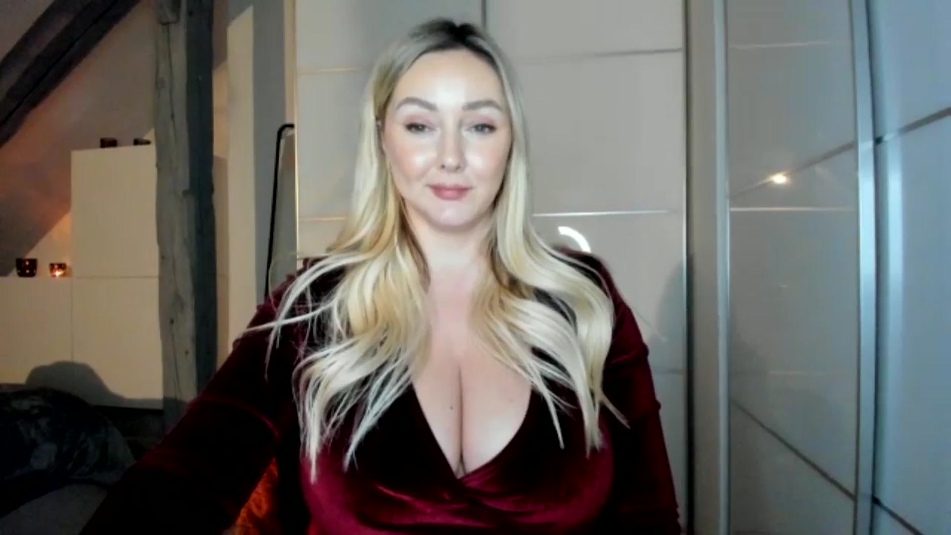 Gallery image thumbnail from Mi_Ha's myfreecams stream on, 12/01/2025, 15:39 image 20 of 20