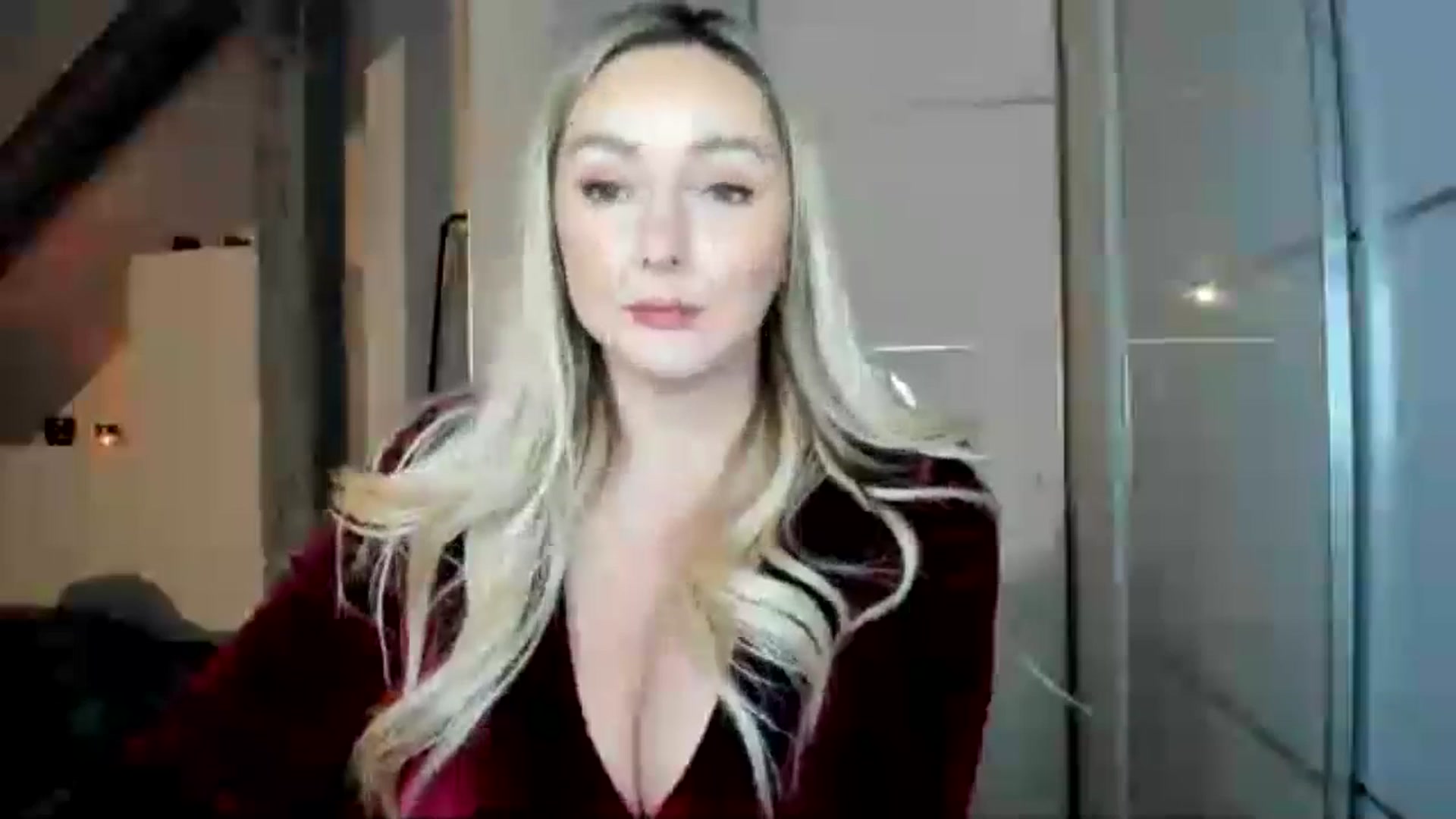 Gallery image thumbnail from Mi_Ha's myfreecams stream on, 12/01/2025, 16:16 image 10 of 20