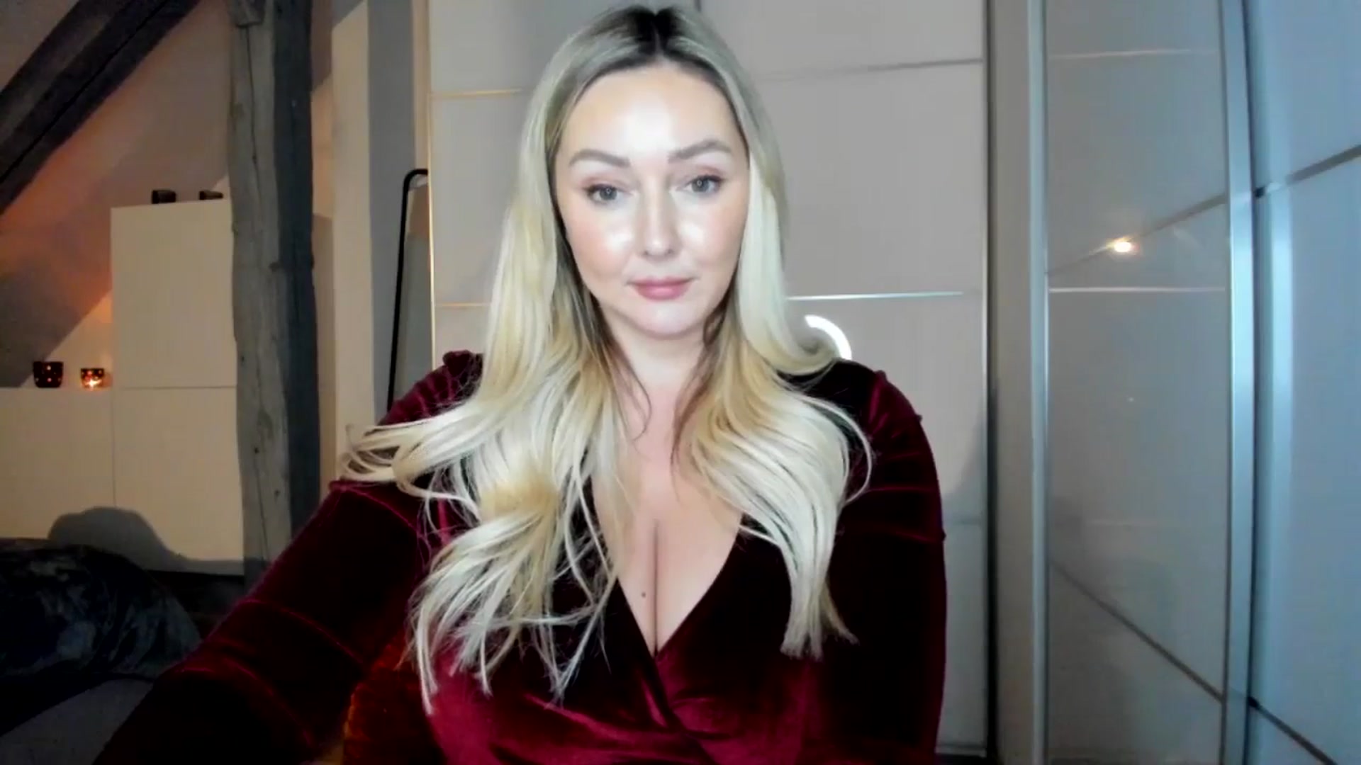 Gallery image thumbnail from Mi_Ha's myfreecams stream on, 12/01/2025, 17:03 image 7 of 20