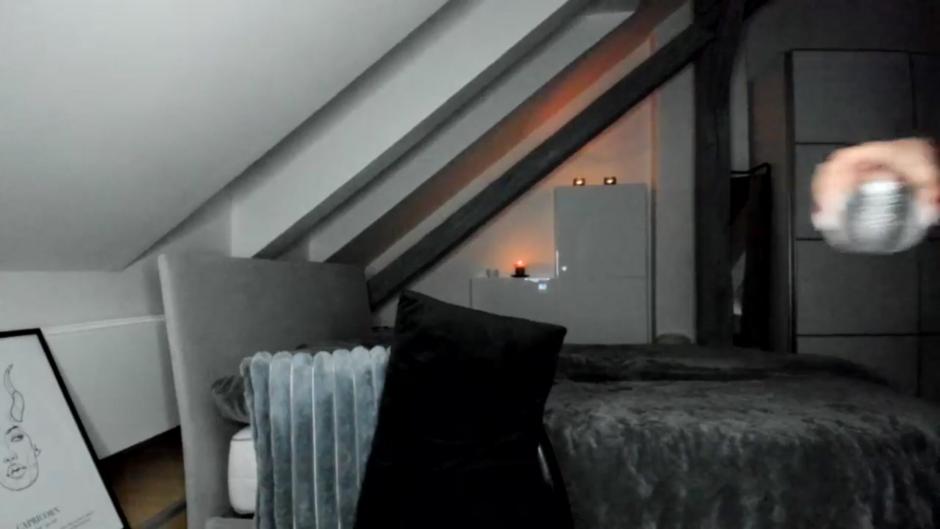 Gallery image thumbnail from Mi_Ha's myfreecams stream on, 12/27/2025, 16:31 image 12 of 20