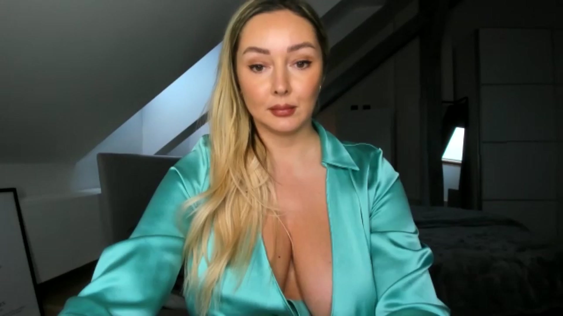Gallery image thumbnail from Mi_Ha's myfreecams stream on, 12/29/2025, 14:44 image 18 of 20