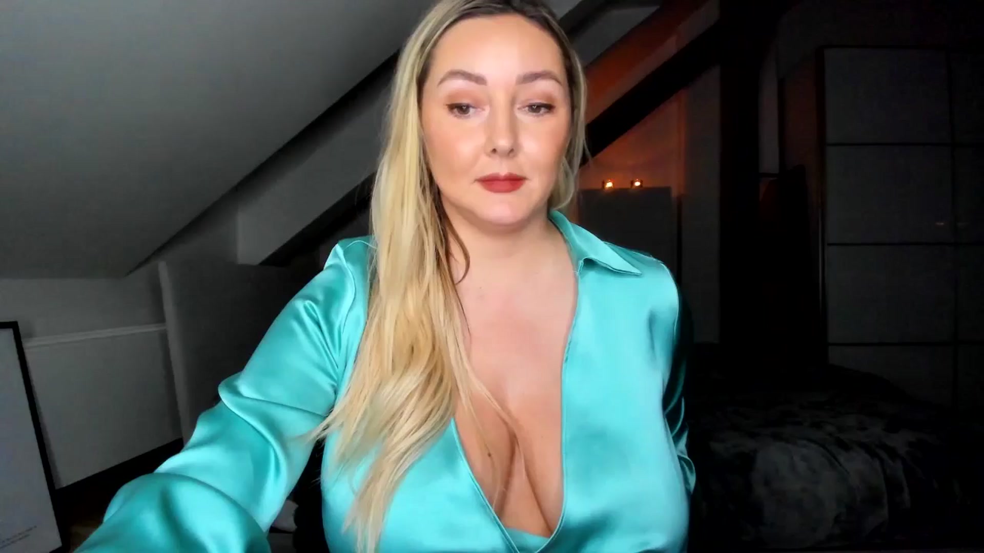 Gallery image thumbnail from Mi_Ha's myfreecams stream on, 12/29/2025, 17:13 image 1 of 20