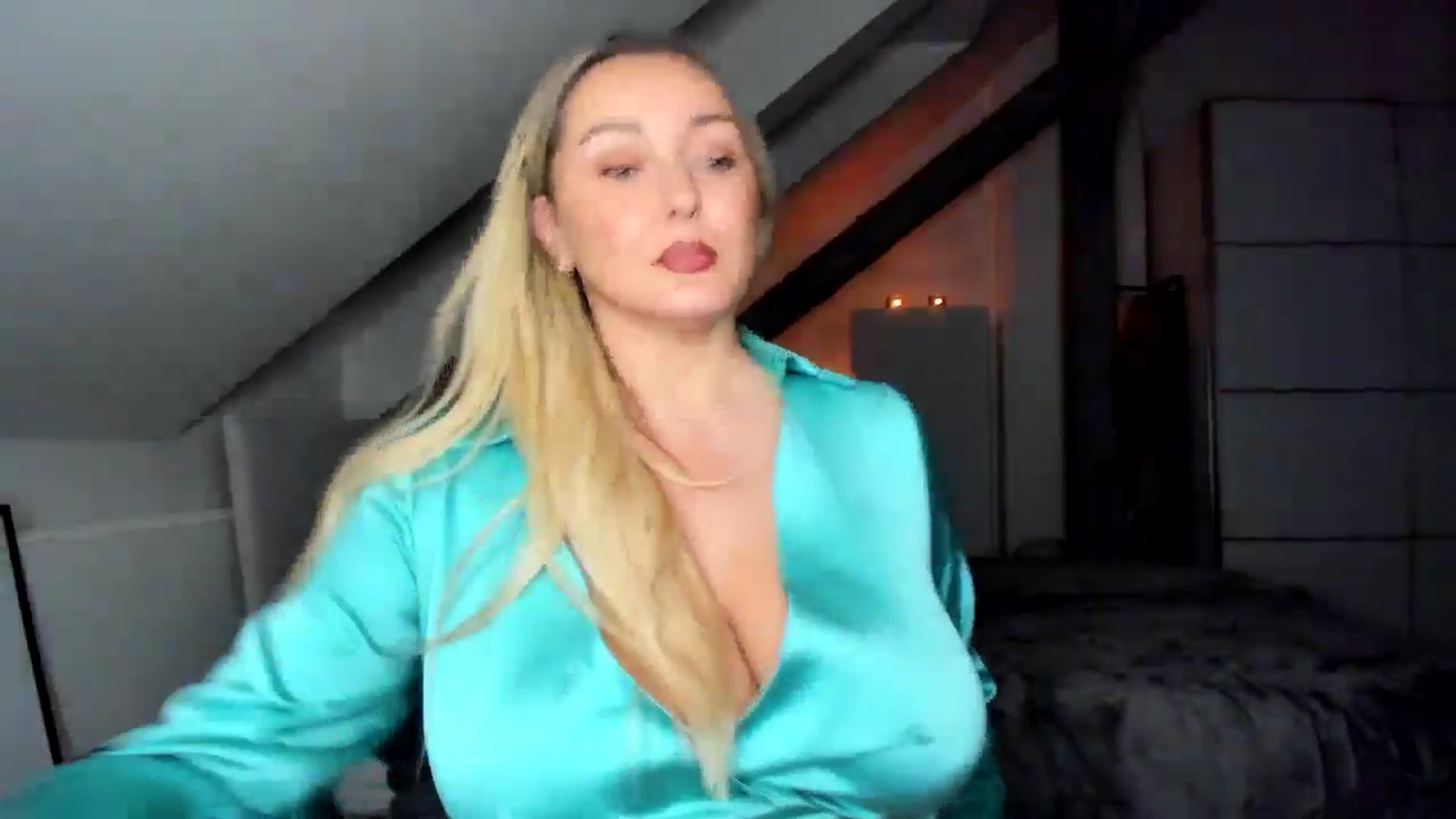 Gallery image thumbnail from Mi_Ha's myfreecams stream on, 12/29/2025, 17:13 image 20 of 20