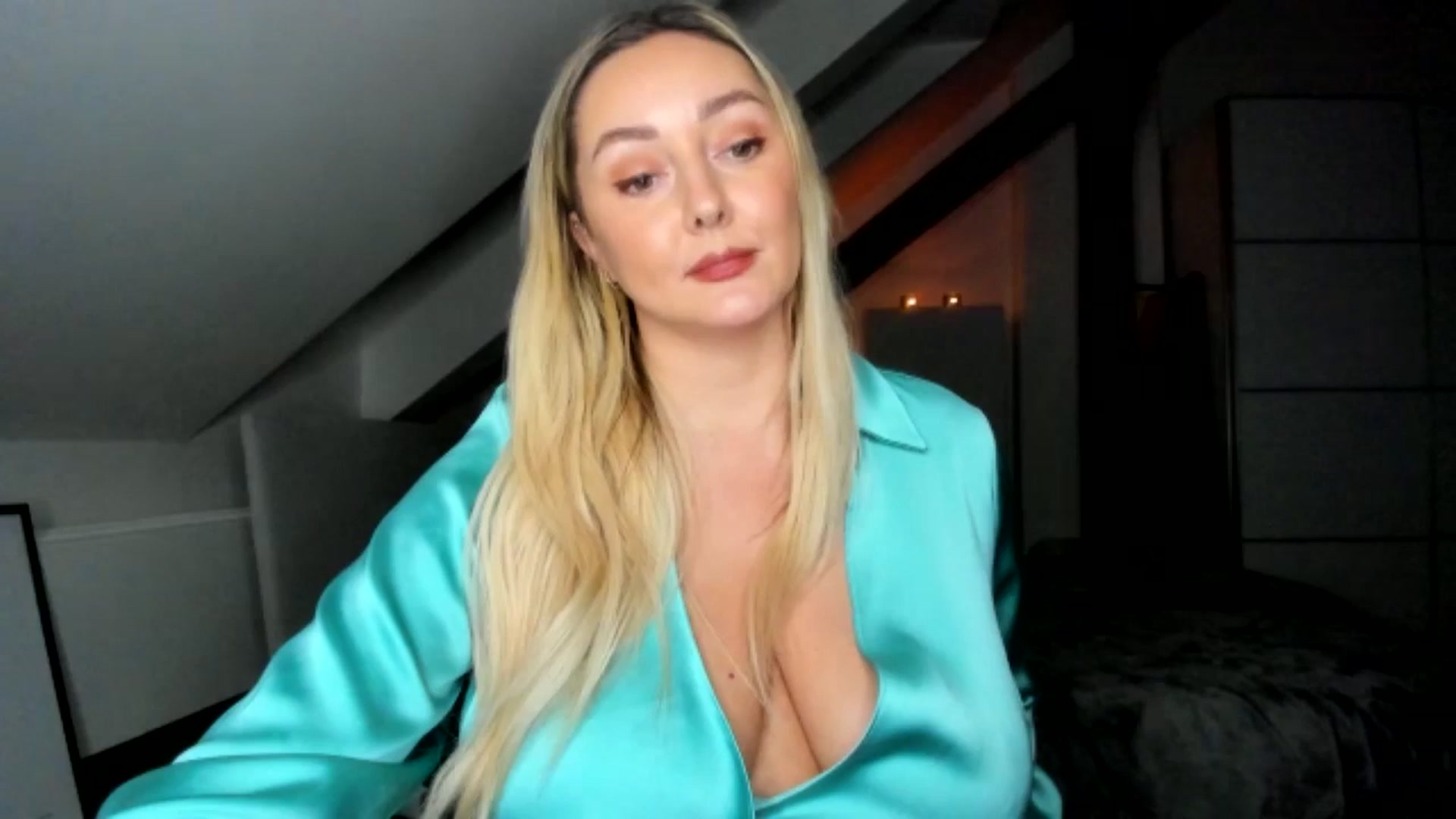 Gallery image thumbnail from Mi_Ha's myfreecams stream on, 12/29/2025, 17:13 image 17 of 20